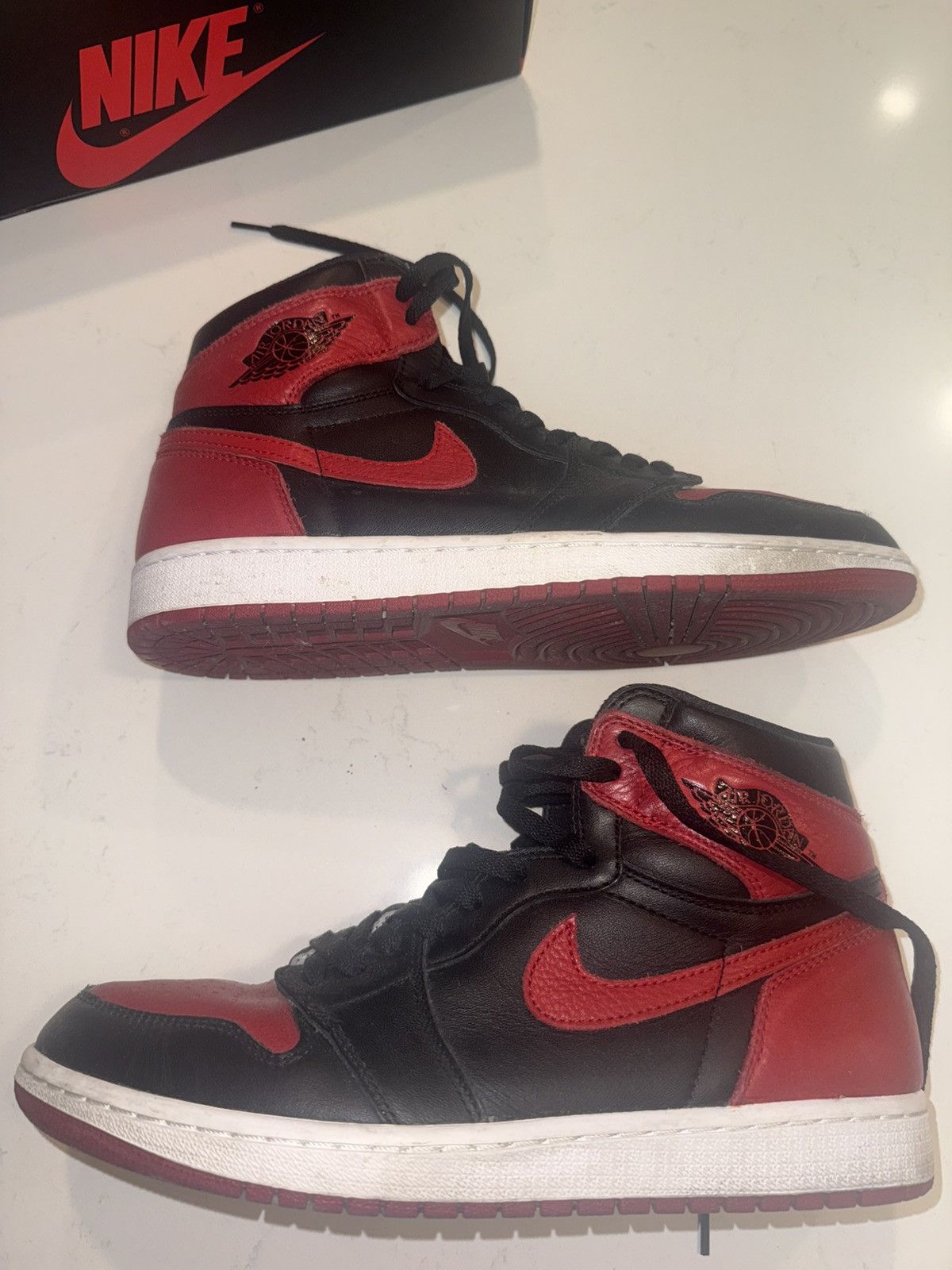 Nike 2016 Nike Air Jordan 1 Retro High OG “Bred” Size 10 Size US 10 / EU 43 - 3 Thumbnail