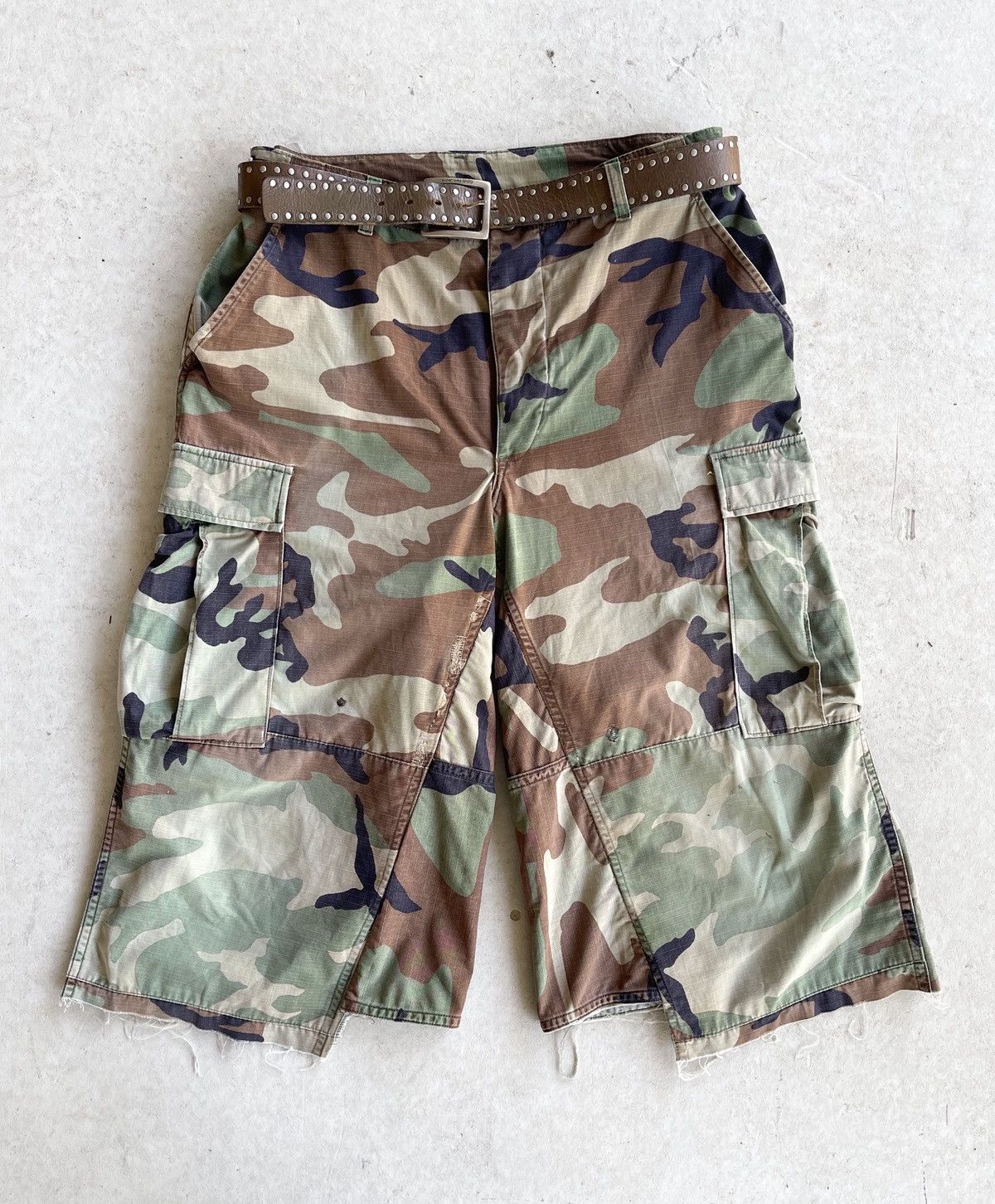 Other VINTAGE U.S. MILITARY CARGO SHORTS (CUSTOM) Size US 34 / EU 50 - 1 Thumbnail