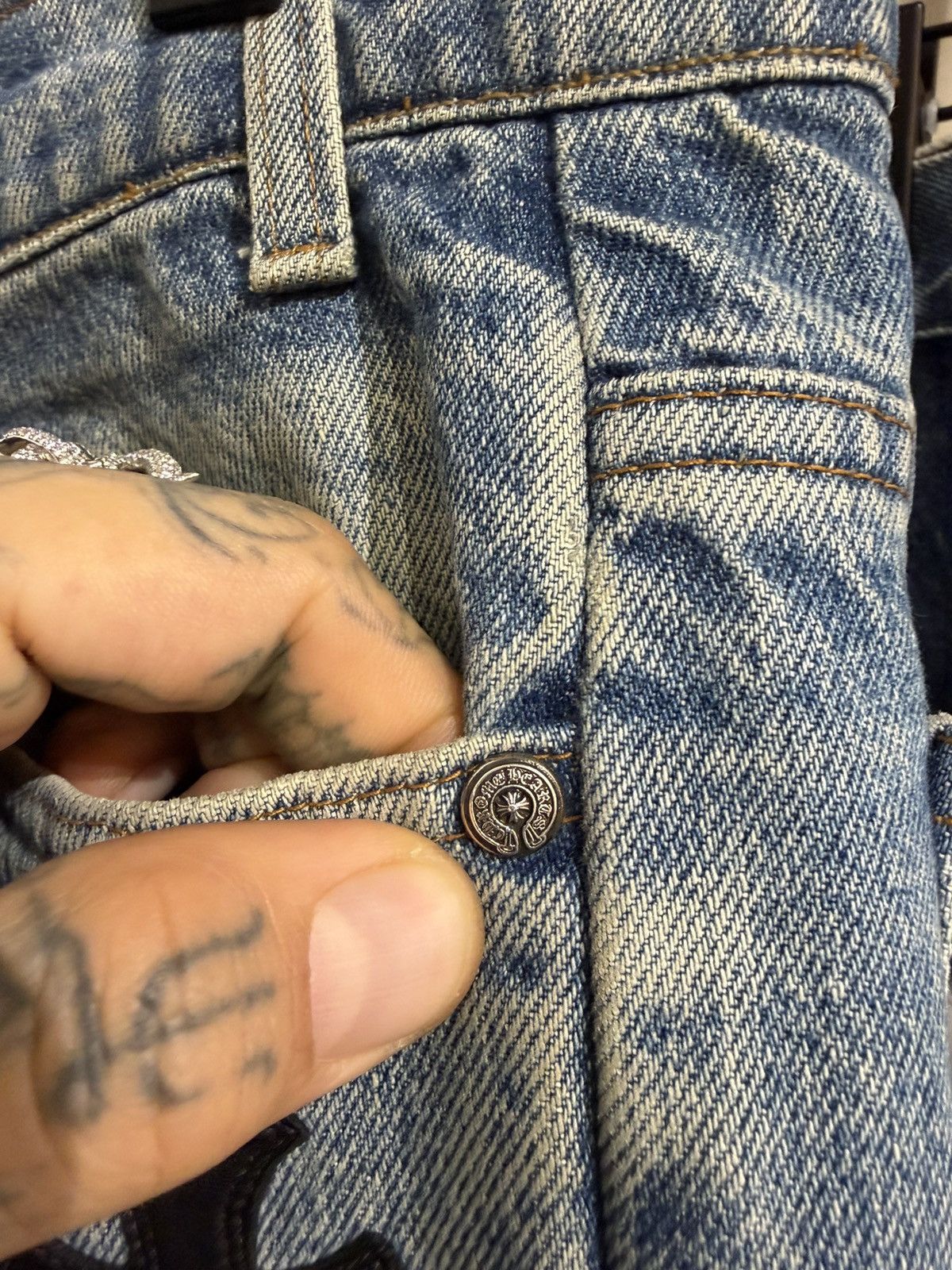 Chrome Hearts Chrome Hearts PERFECT sky wash levi jeans cross patch Size US 34 / EU 50 - 11 Thumbnail