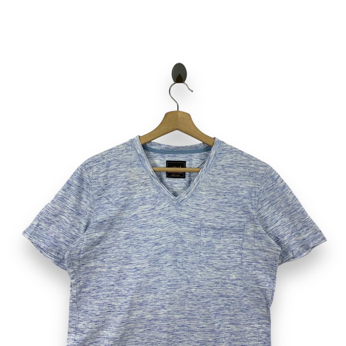 Vintage MONSIEUR NICOLE VITAL Collection Hippo V Neck Tee Shirt Size US S / EU 44-46 / 1 - 2 Thumbnail