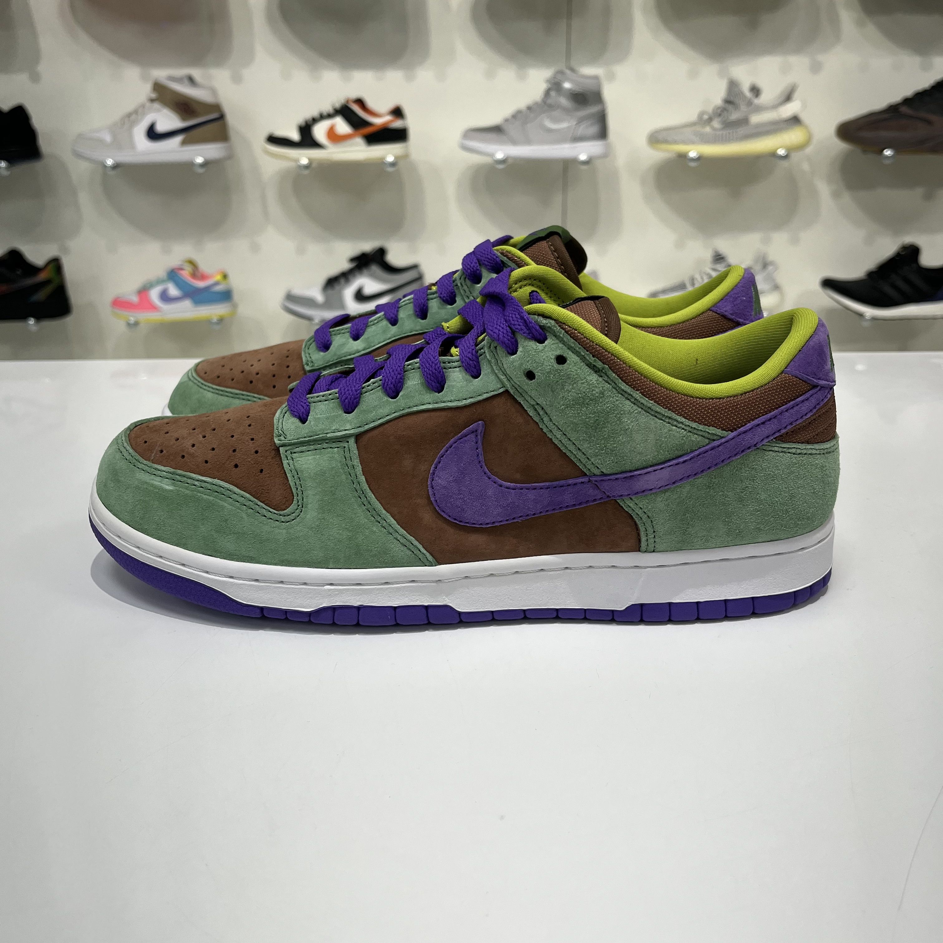 Nike Nike Dunk Low Veneer 2020 Size US 10 / EU 43 - 2 Thumbnail