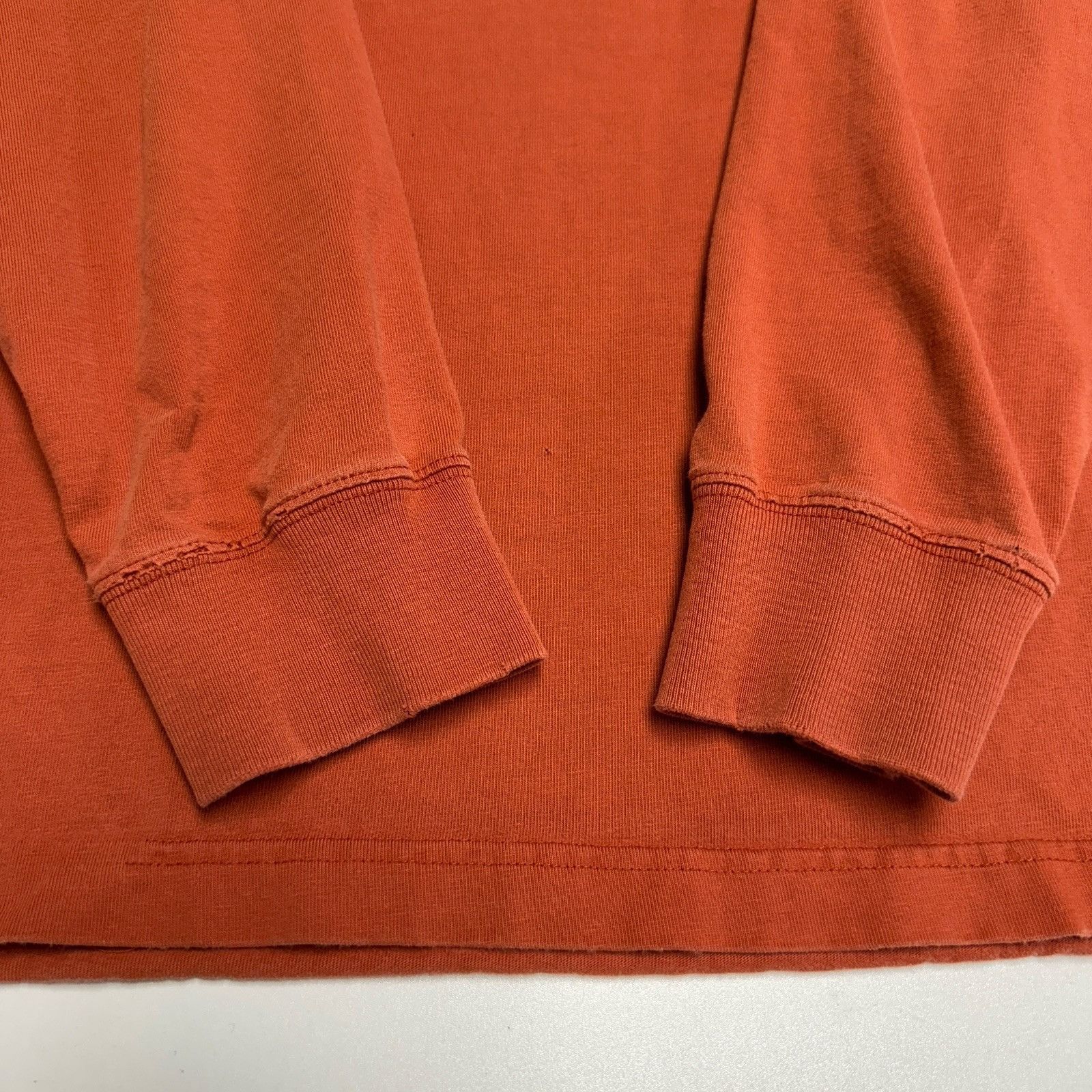 Abercrombie & Fitch Vintage Abercrombie & Fitch T Shirt Mens L/XL 22.5x28 Orange Size US L / EU 52-54 / 3 - 5 Thumbnail