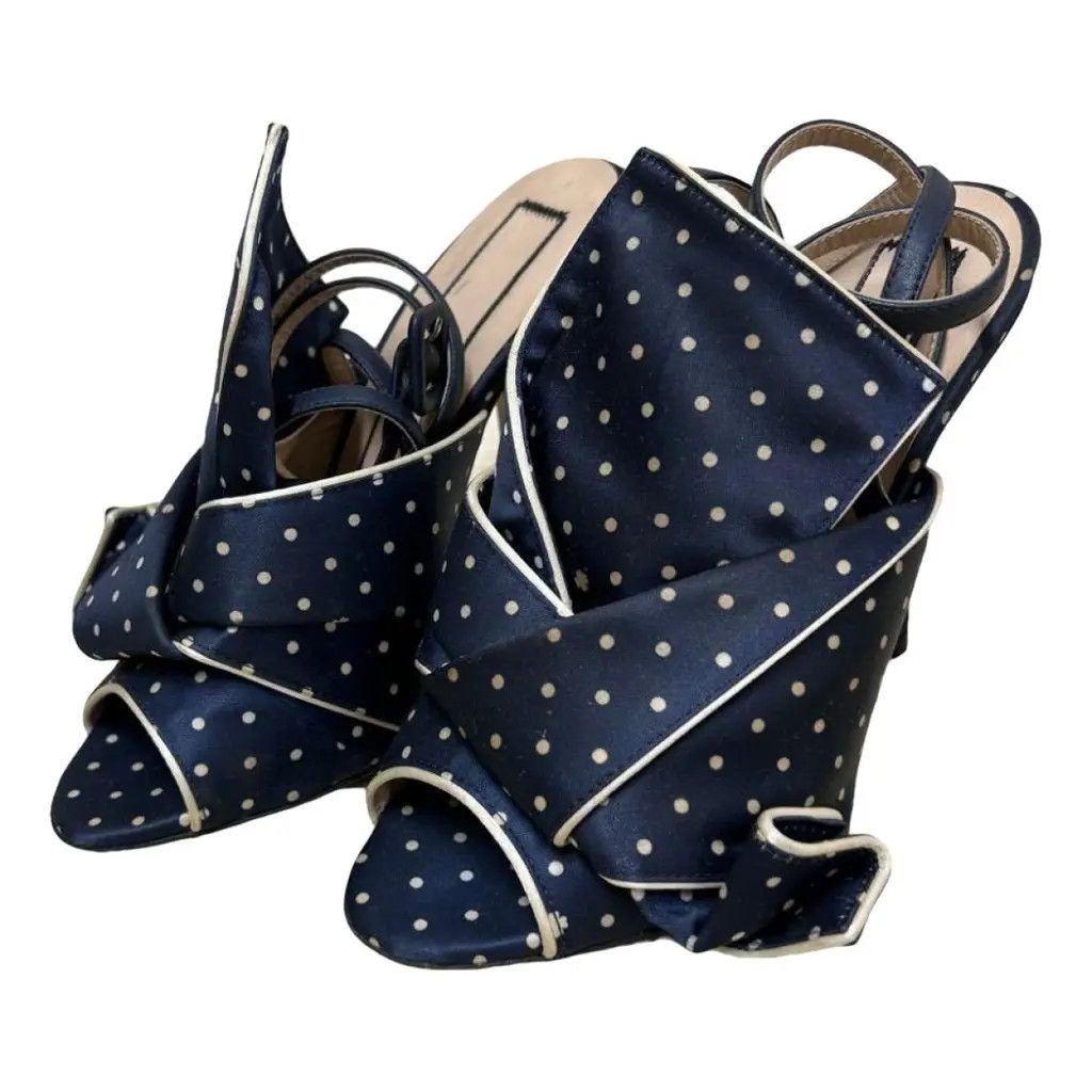 N21 N21 navy and white polka dots heels Size US 5 / IT 35 - 1 Thumbnail