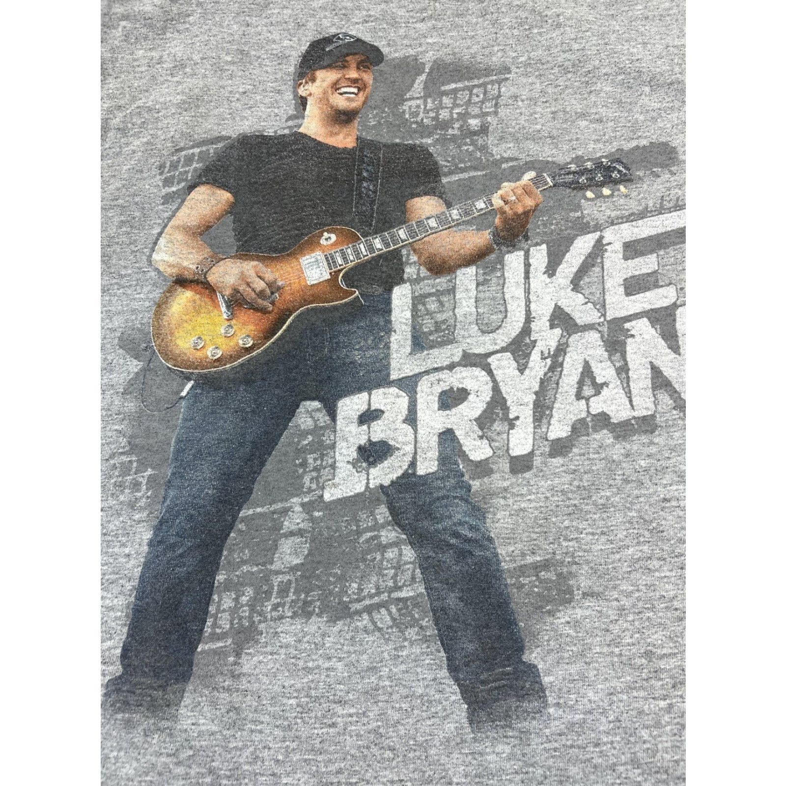 Gildan Luke Bryan Tour T Shirt Mens T-Shirt Gray Medium Music 90s Concert Gildan M Size US M / EU 48-50 / 2 - 2 Thumbnail