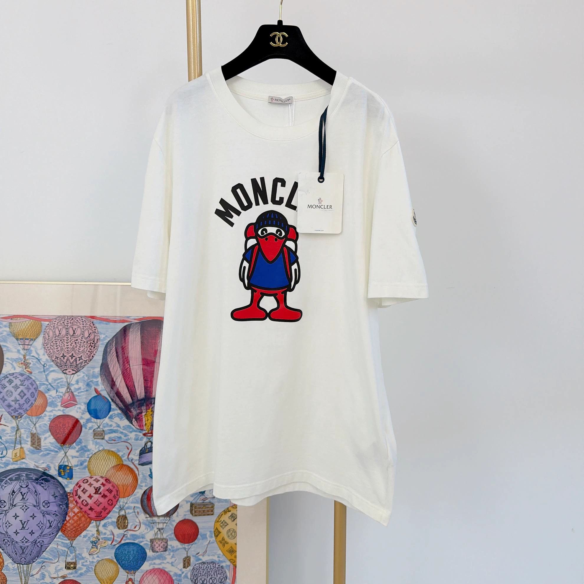 Moncler Moncler New with Tags Cartoon Print Tee L Size US L / EU 52-54 / 3 - 1 Thumbnail