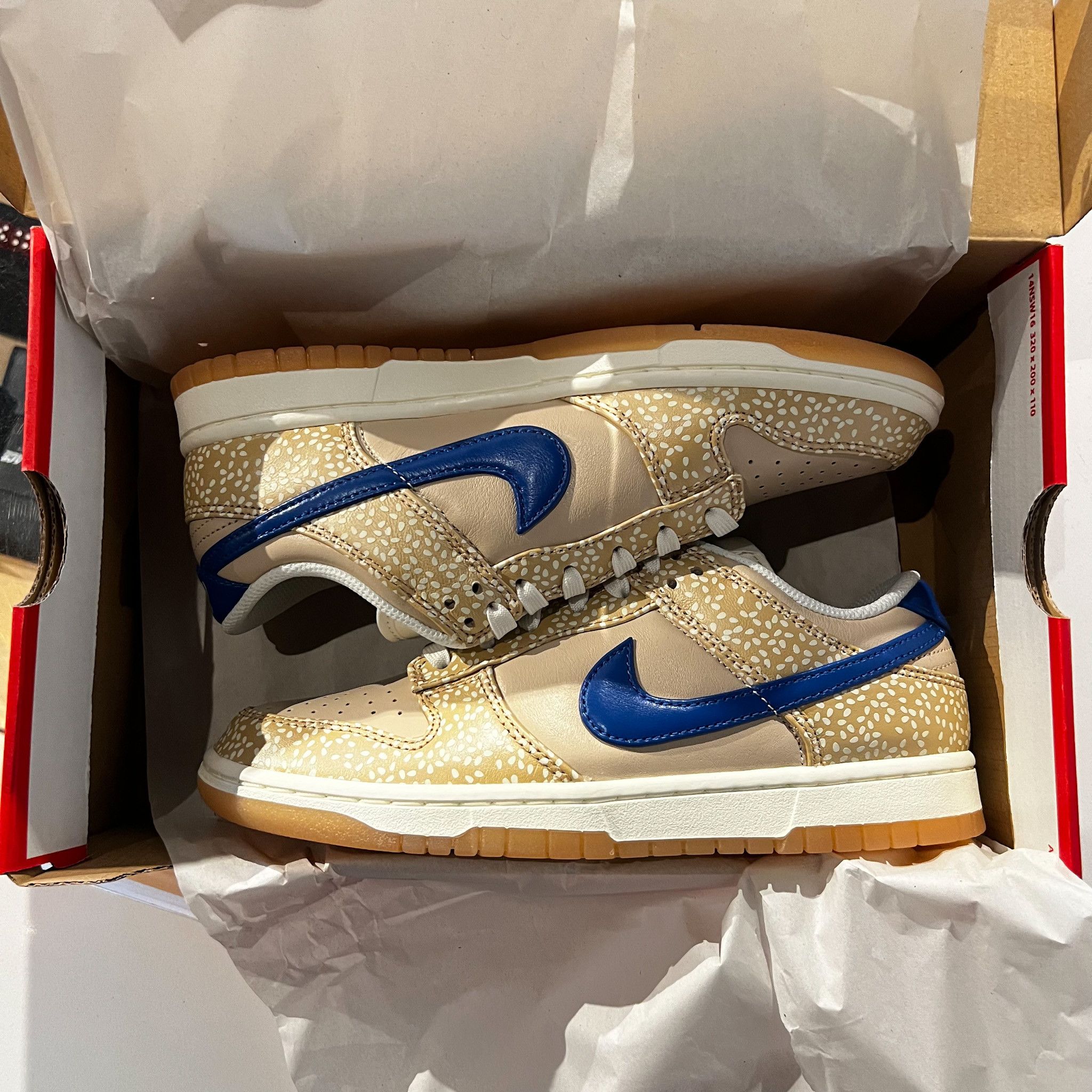 Nike Nike Dunk Low Montreal Bagel Sesame • 7.5 Size US 7.5 / EU 40-41 - 2 Thumbnail