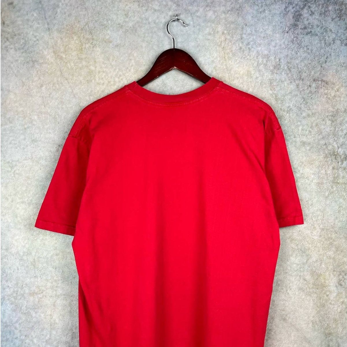 Nike × Vintage Vintage Nike Logo T Shirt Sz L Y2K Red Mini Swoosh Size US L / EU 52-54 / 3 - 4 Thumbnail