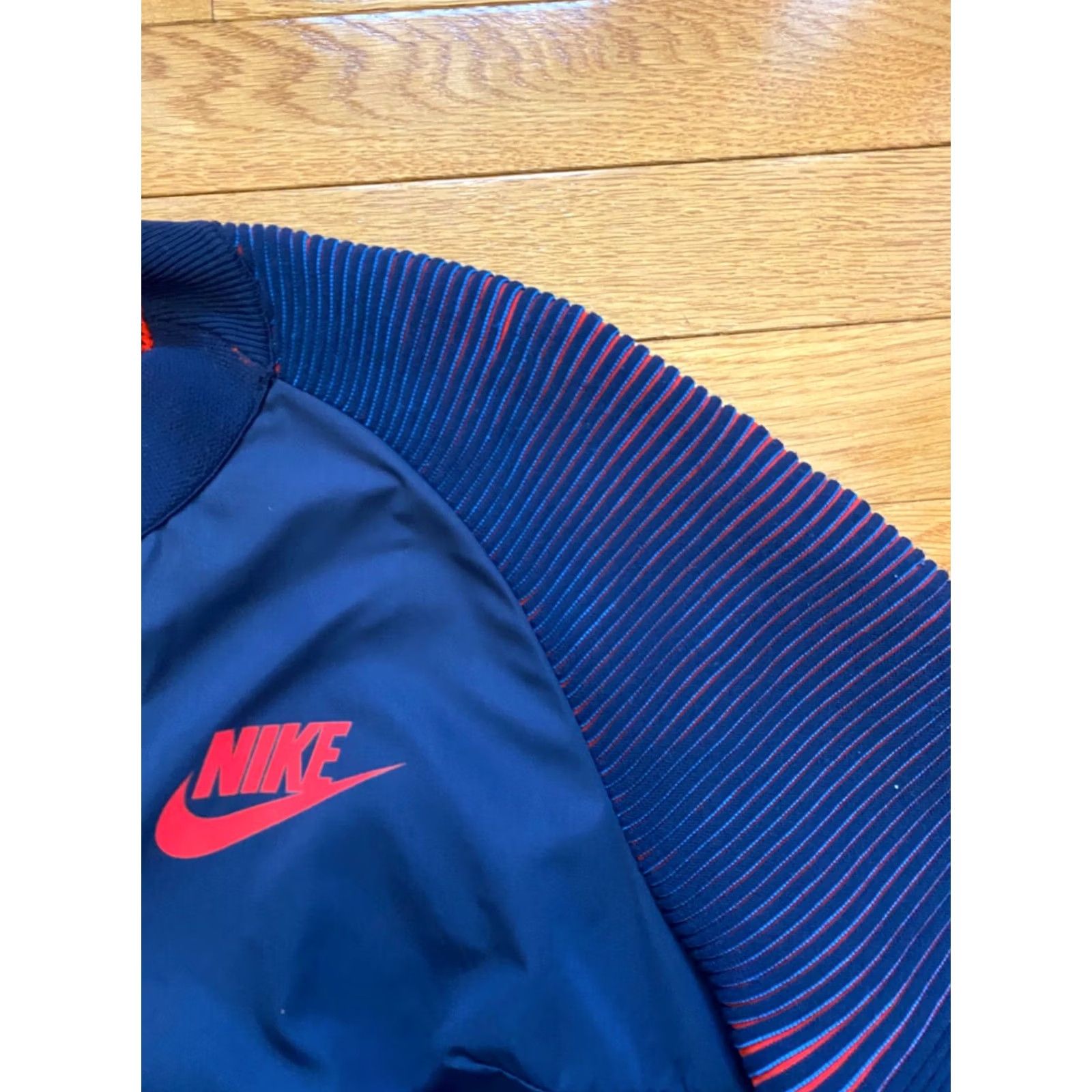 Nike VINTAGE Nike Women's Jacket Track USA Blue Red White Athletic Size M Full Zip Men/Women? Size M / US 6-8 / IT 42-44 - 3 Thumbnail