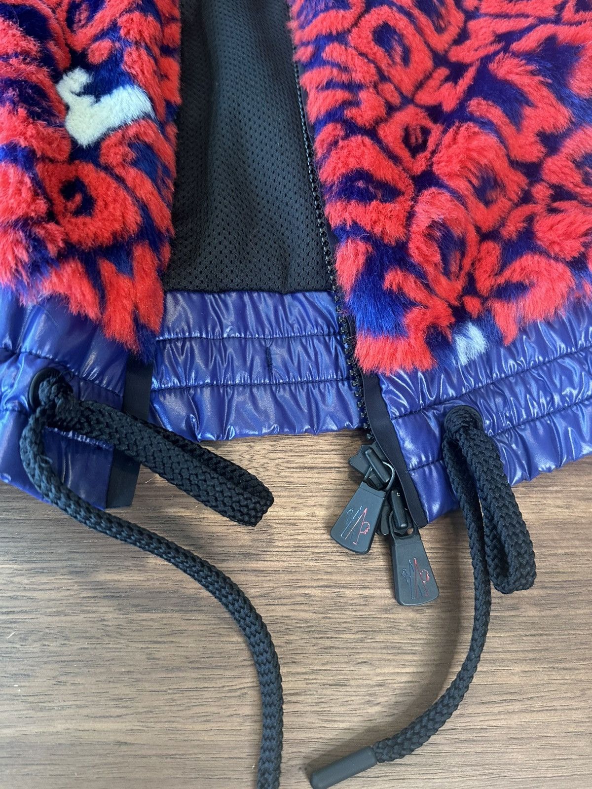 Moncler Grenoble Moncler Monogram Graphic Print Faux Fur Jacket w/ Tags, sz M Size M / US 6-8 / IT 42-44 - 3 Thumbnail