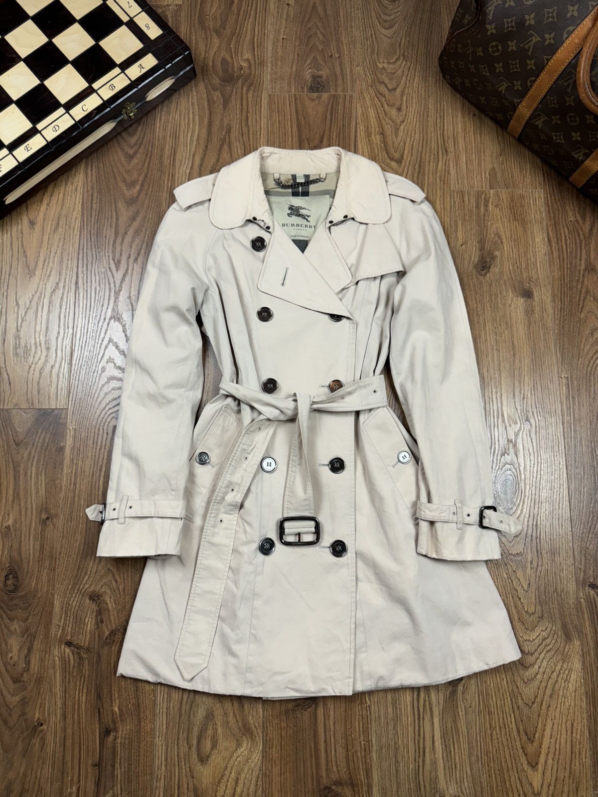 Burberry Trench coat Burberry original luxury streetwear item Size XS / US 0-2 / IT 36-38 - 1 Thumbnail