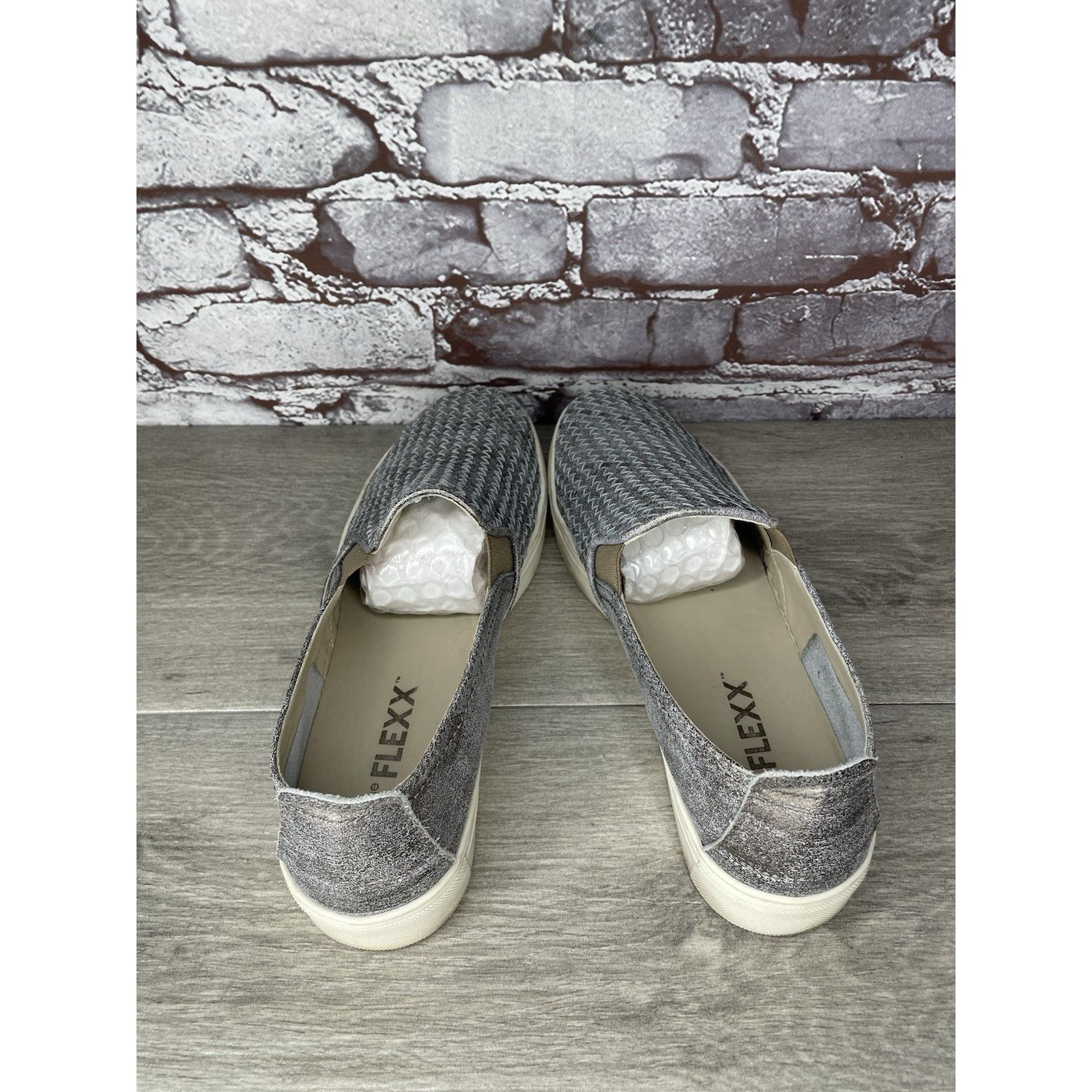 A-Flex The Flexx Silver Leather Shimmer Weaves Woven Sneakers Women Size US 11 / IT 41 - 6 Thumbnail