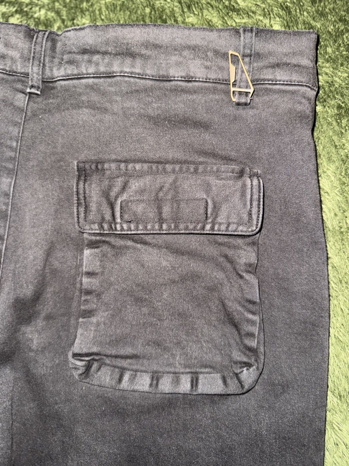 Japanese Brand [2] UNDERMYCAR Vintage Wash Pocket Detail Cargo Pants Olive Size US 32 / EU 48 - 11 Thumbnail