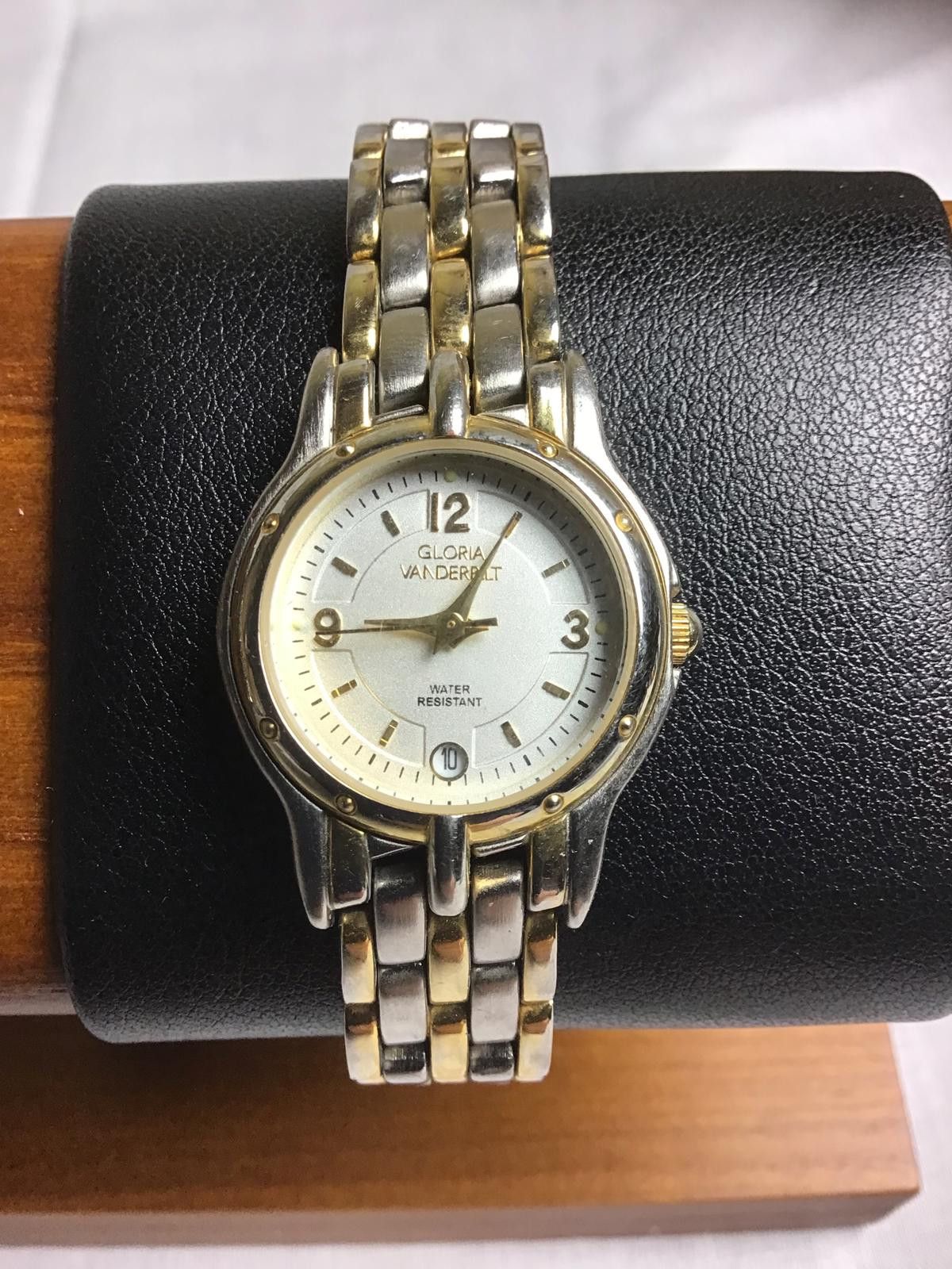 Other Gloria Vanderbilt Two-Tone Water Resistant Wrist Watch Size ONE SIZE - 1 Thumbnail