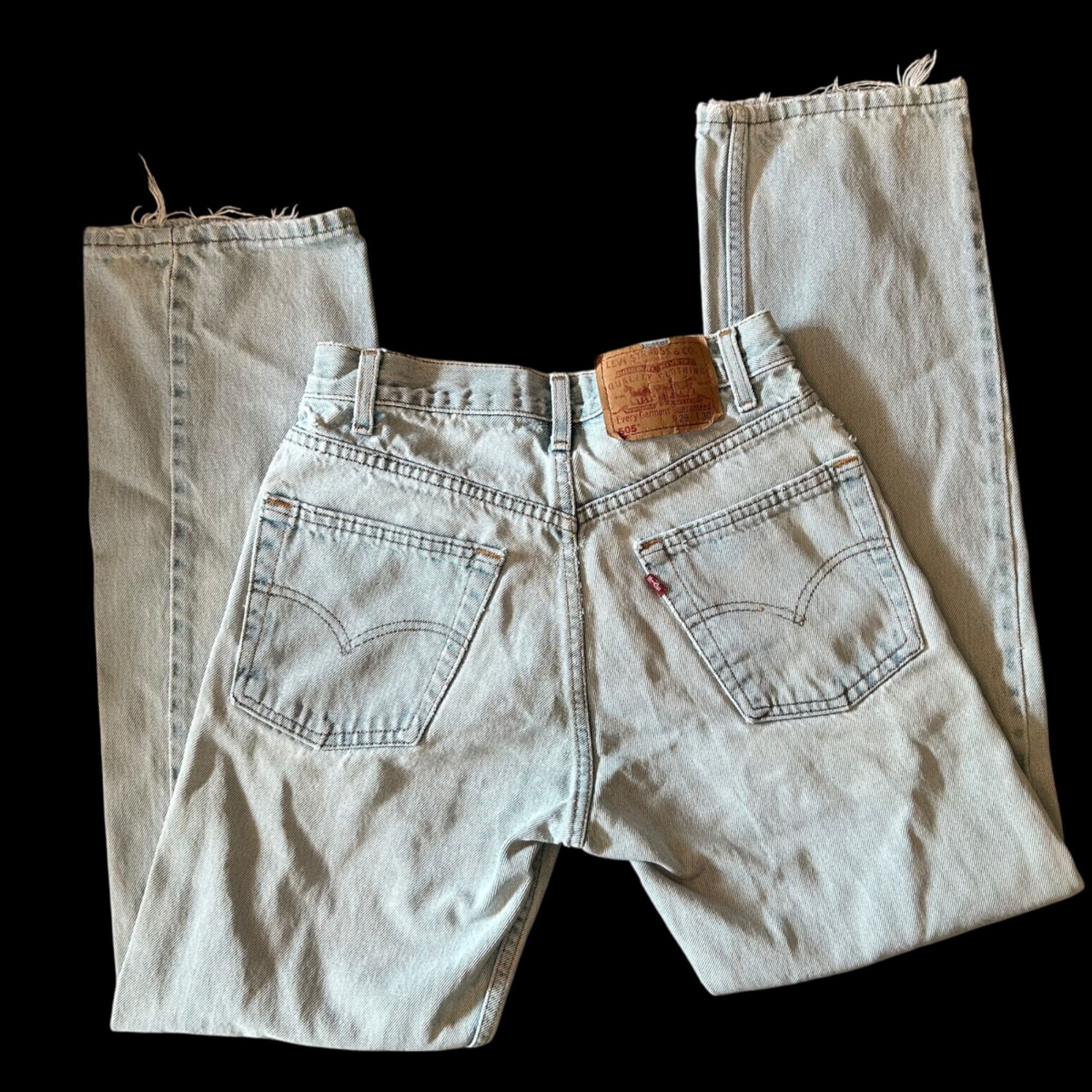 Levi's Vintage Clothing Vintage Levi's 505 Relaxed Fit Straight Leg Light Wash Denim Size US 29 - 1 Thumbnail