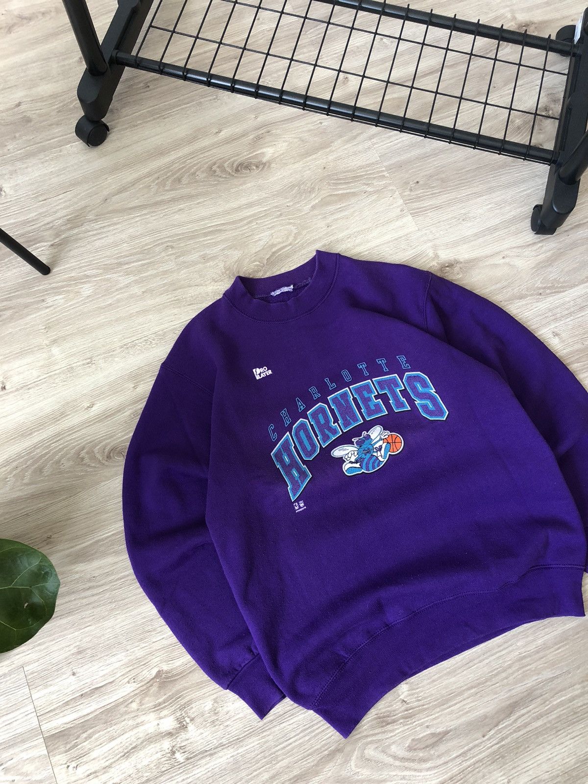 NBA Vintage 90s NBA Charlotte Hornets Pro Player Sweatshirt Size US S / EU 44-46 / 1 - 2 Thumbnail