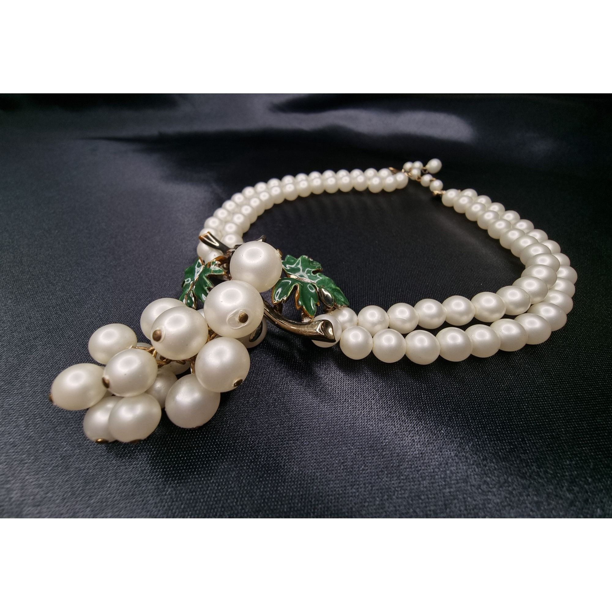 Vintage Vintage Coro 1950s Double-Strand Faux Pearl Necklace With Gr Size ONE SIZE - 4 Thumbnail