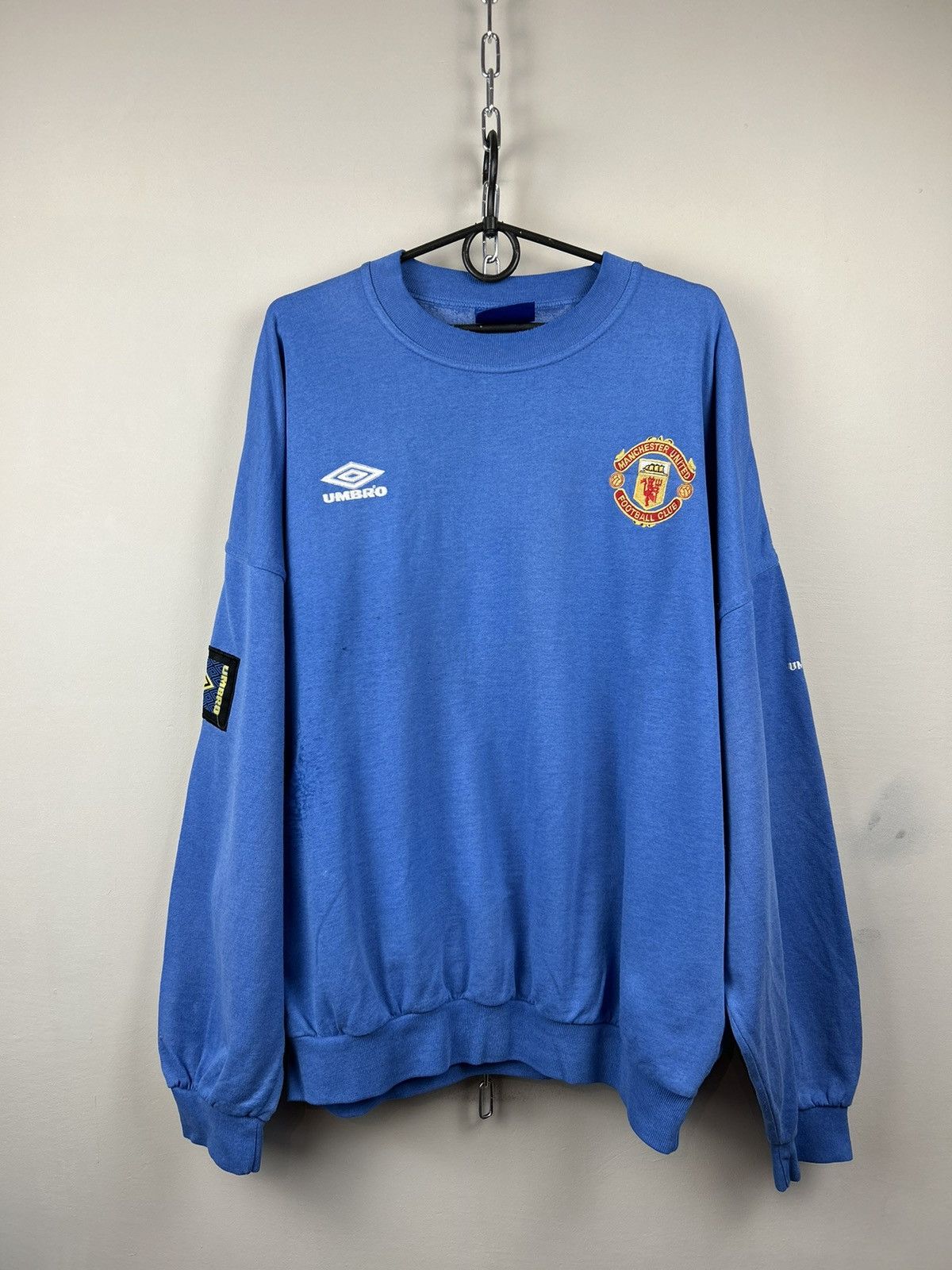 Umbro Vintage 90s Manchester United Umbro Sweatshirt Jersey Size US L / EU 52-54 / 3 - 1 Thumbnail