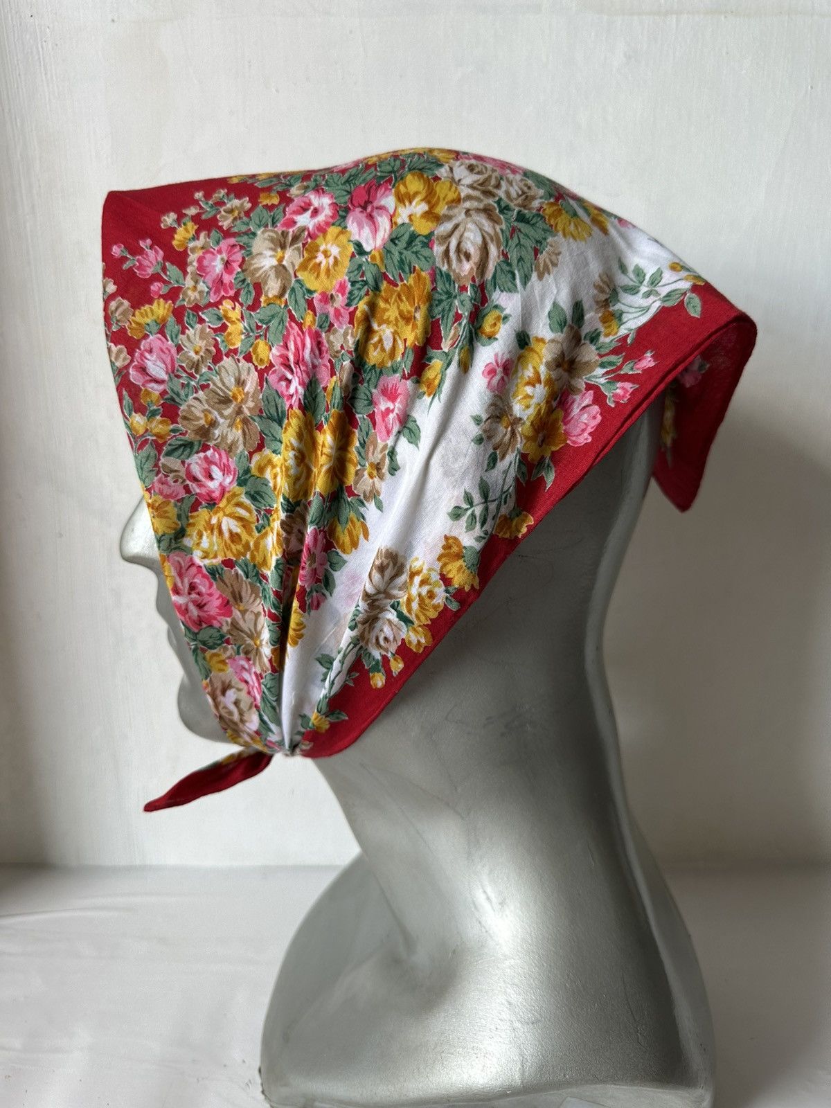 Vintage Vintage YSL Handkerchief/ Neckerchief/ Bandana Size ONE SIZE - 12 Thumbnail