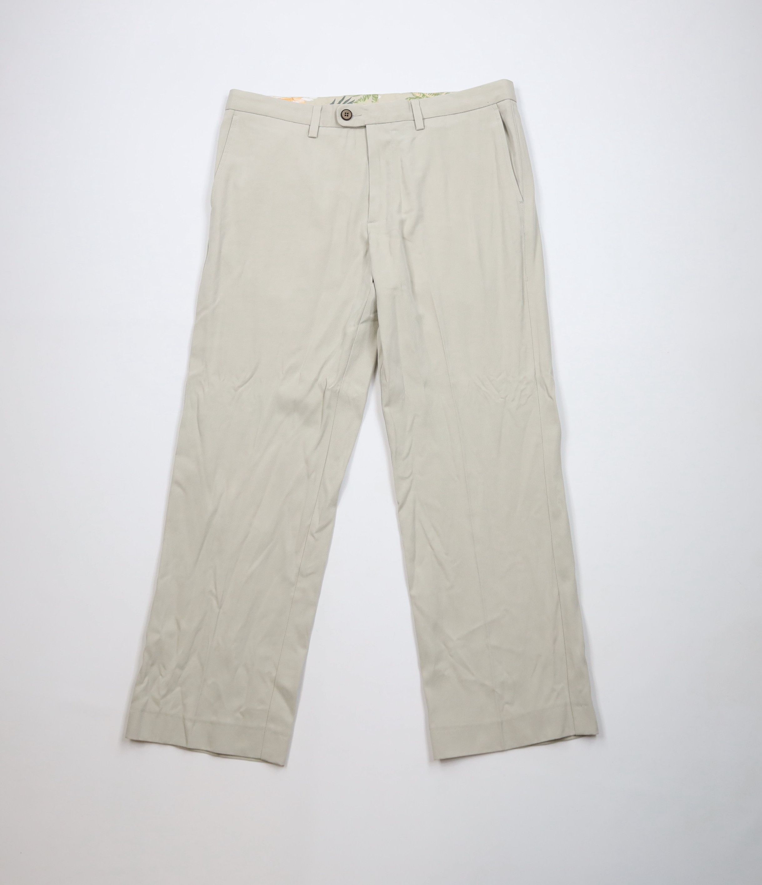 Tommy Bahama Vintage Tommy Bahama Wide Leg Chino Pants Trousers Beige Size US 34 / EU 50 - 1 Thumbnail