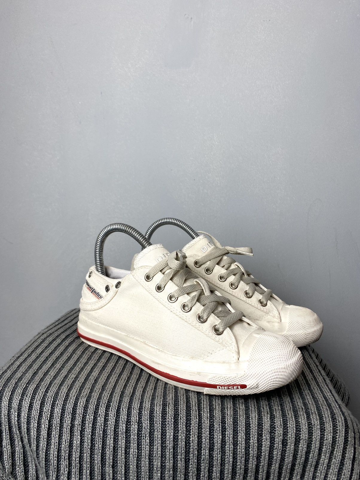 Diesel Vintage Diesel Low Top Design Denim Sneakers Bw Sport Size US 6 / IT 36 - 3 Thumbnail