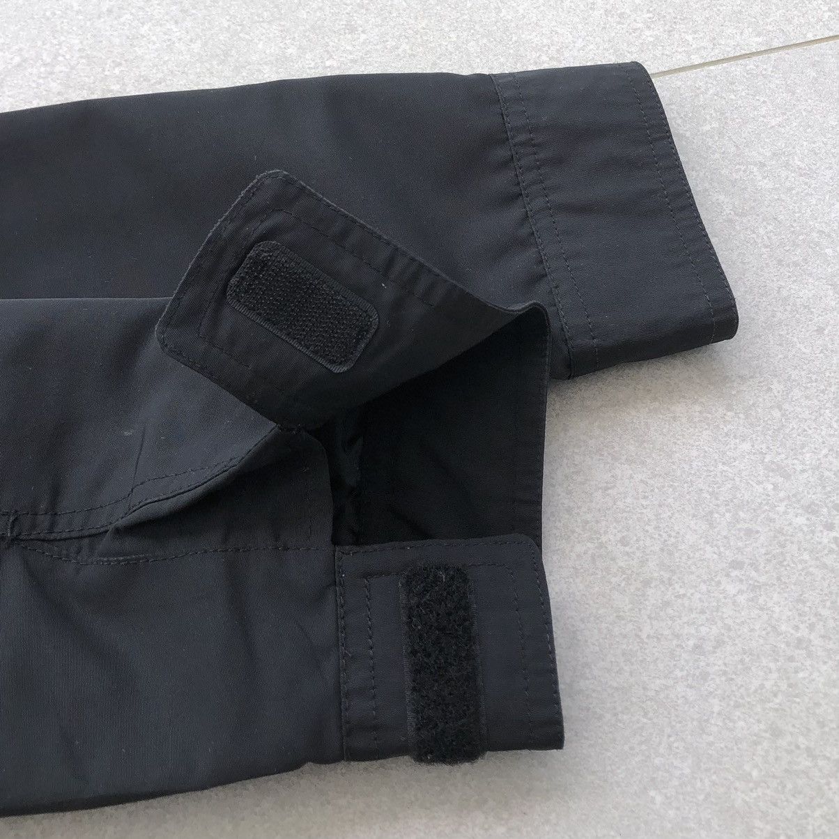 Uniqlo Uniqlo Men’s Black Field Nylon Jacket Size US M / EU 48-50 / 2 - 10 Thumbnail