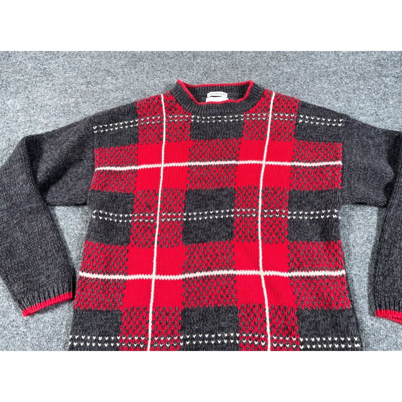 Vintage VINTAGE Christopher & Banks Sweater Women's Large Gray Red Plaid Hand Embroidered 90s Casual Knit Pullover Size L / US 10 / IT 46 - 8 Thumbnail