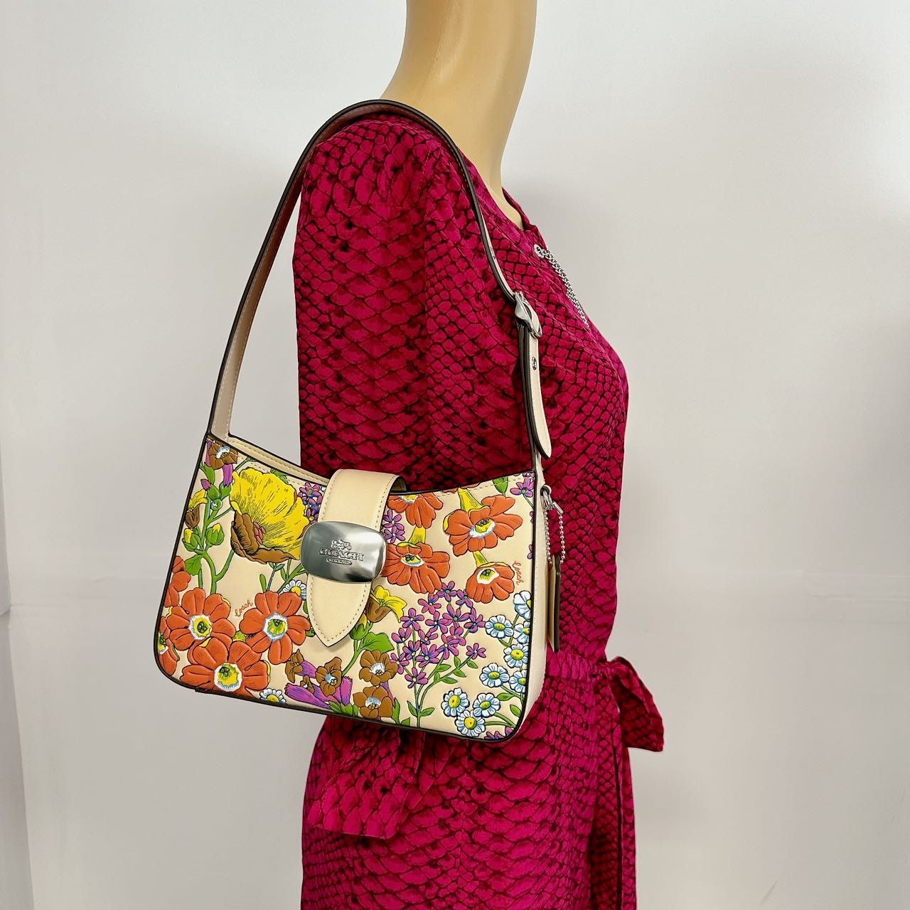 image of Coach Cr161 Eliza Shoulder Bag With Floral Print In Ivory in Brown, Women's
