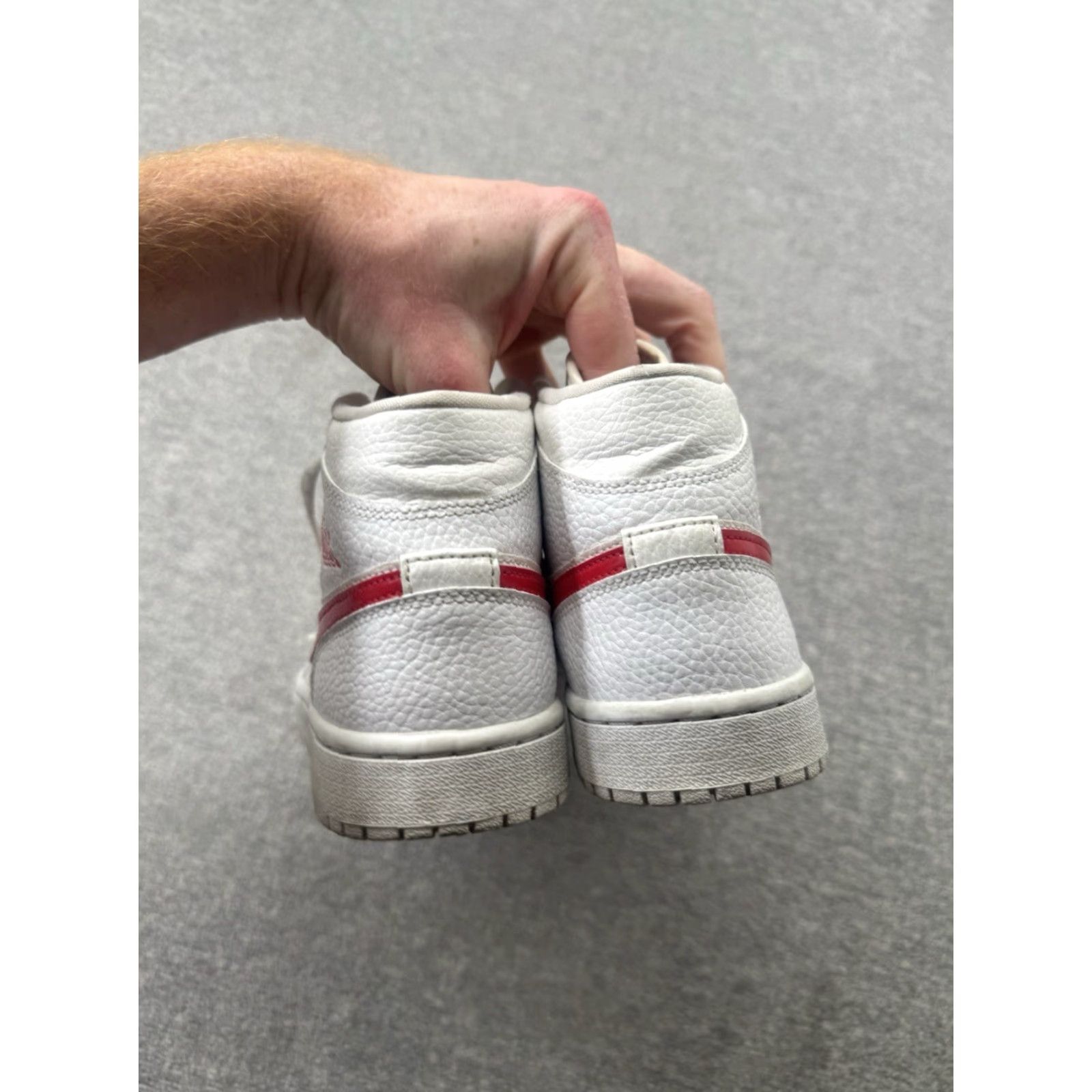 Nike Nike Air Jordan 1 Mid White University Red Retro BQ6472-106 Women Size 7.5 Size US 5 / IT 35 - 3 Thumbnail