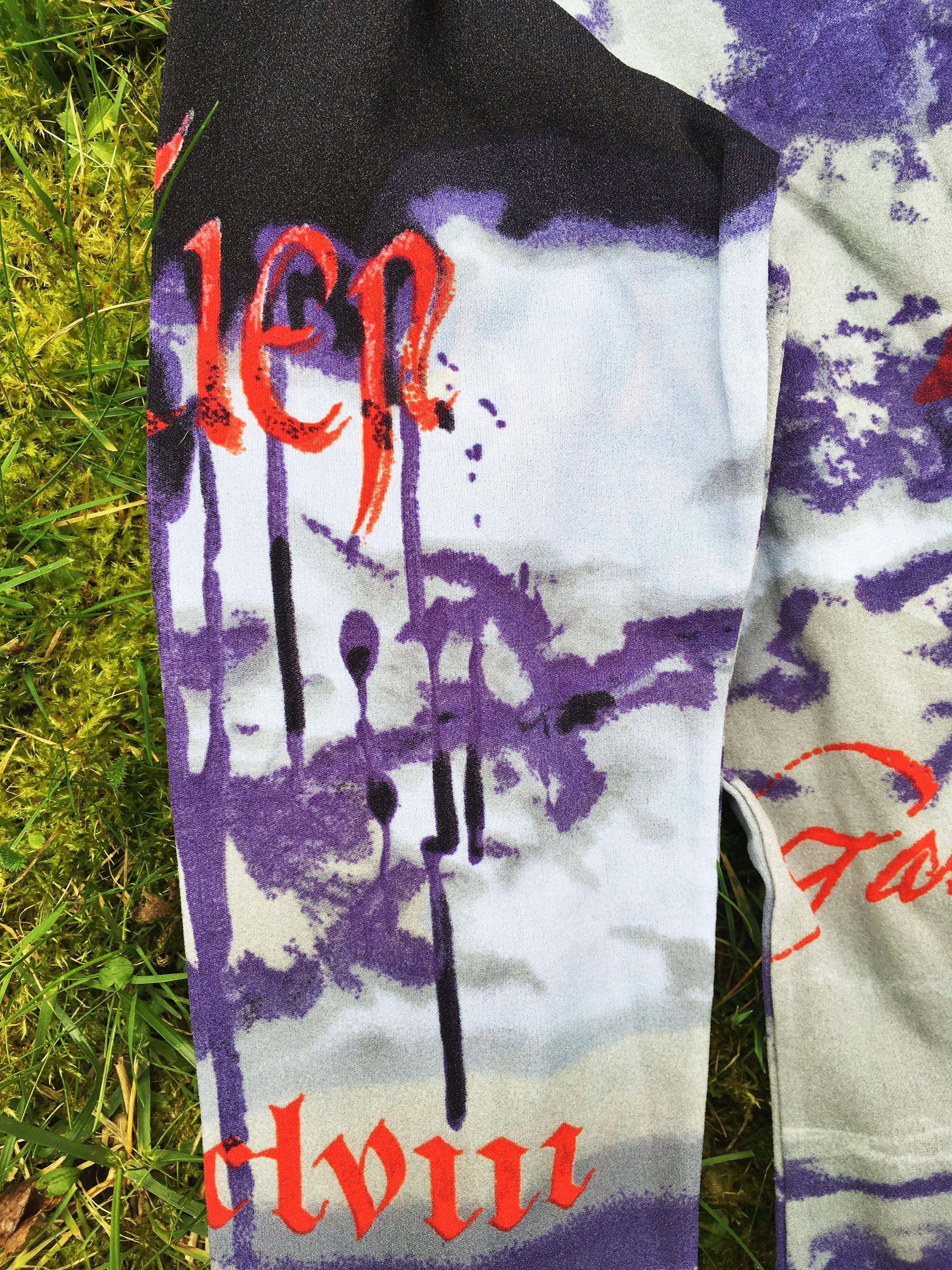 Jean Paul Gaultier Jean Paul Gaultier 1997 Fashion Culture Japanese T-shirt Top Size M / US 6-8 / IT 42-44 - 11 Thumbnail
