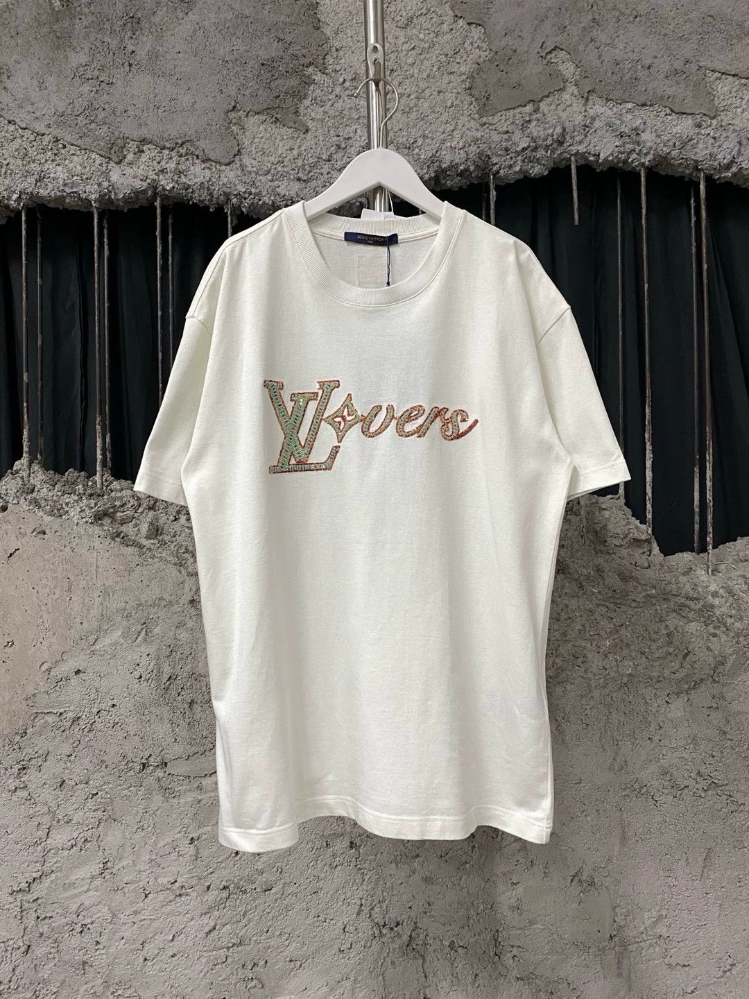 Louis Vuitton Louis Vuitton Pharrell Williams Short Sleeve Tee L New Size US L / EU 52-54 / 3 - 1 Thumbnail