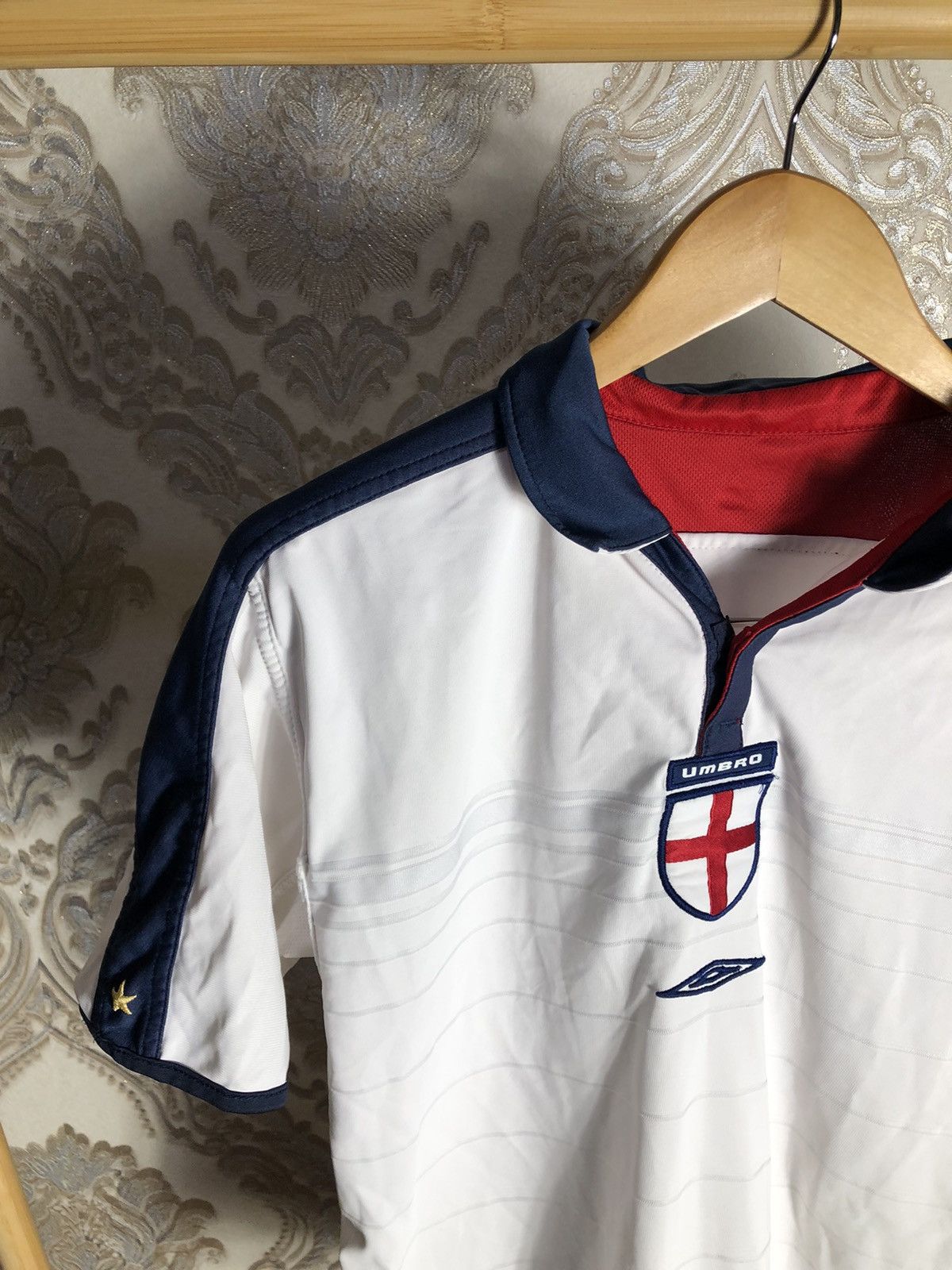 Vintage VERY RARE UMBRO ENGLAND RETRO SOCCER JERSEY MANCHESTER 90s Size US M / EU 48-50 / 2 - 2 Thumbnail