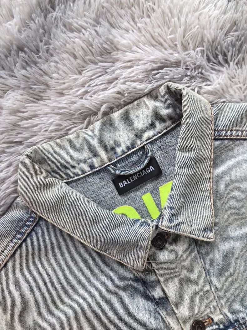Balenciaga Balenciaga Yellow alphabet logo denim jacket Size US M / EU 48-50 / 2 - 4 Thumbnail