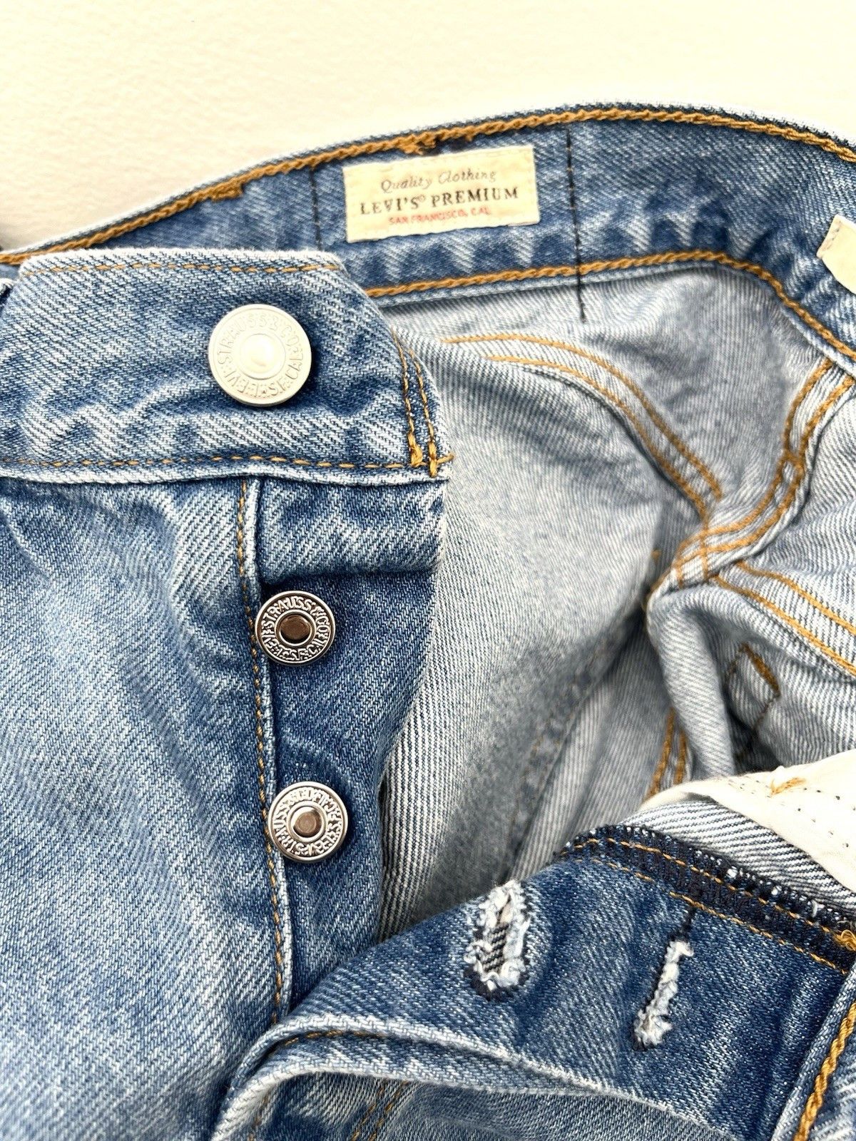 Levi's Levi's Wedgie Icon Fit Jeans Straight Leg High Rise Size 26 Size 26" / US 2 / IT 38 - 8 Thumbnail