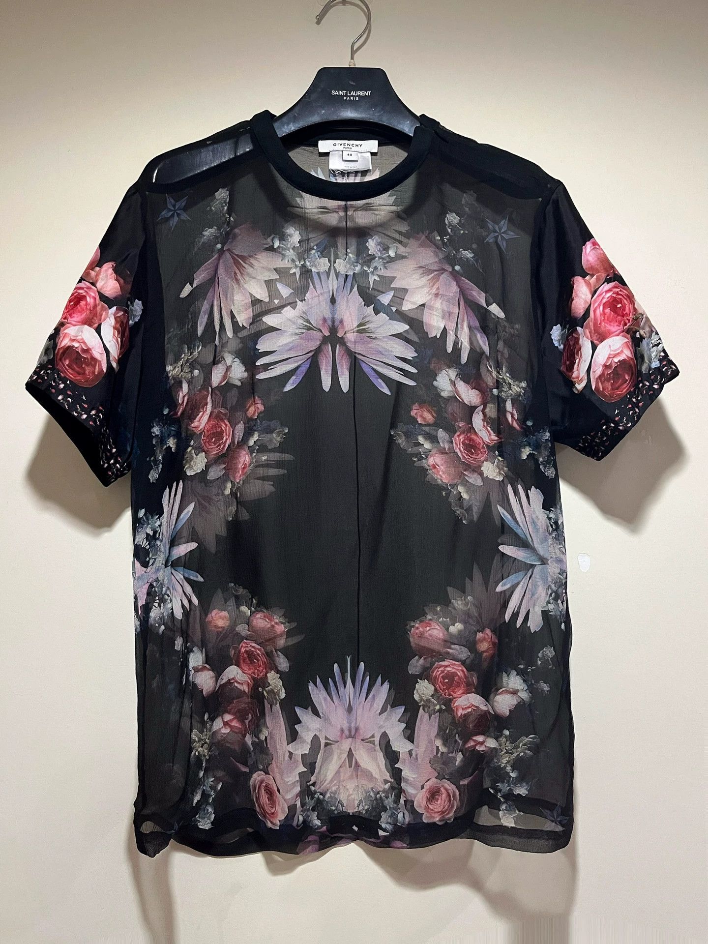 Givenchy Givenchy Silk Floral Print Short Sleeve T-shirt Size US XL / EU 56 / 4 - 1 Thumbnail