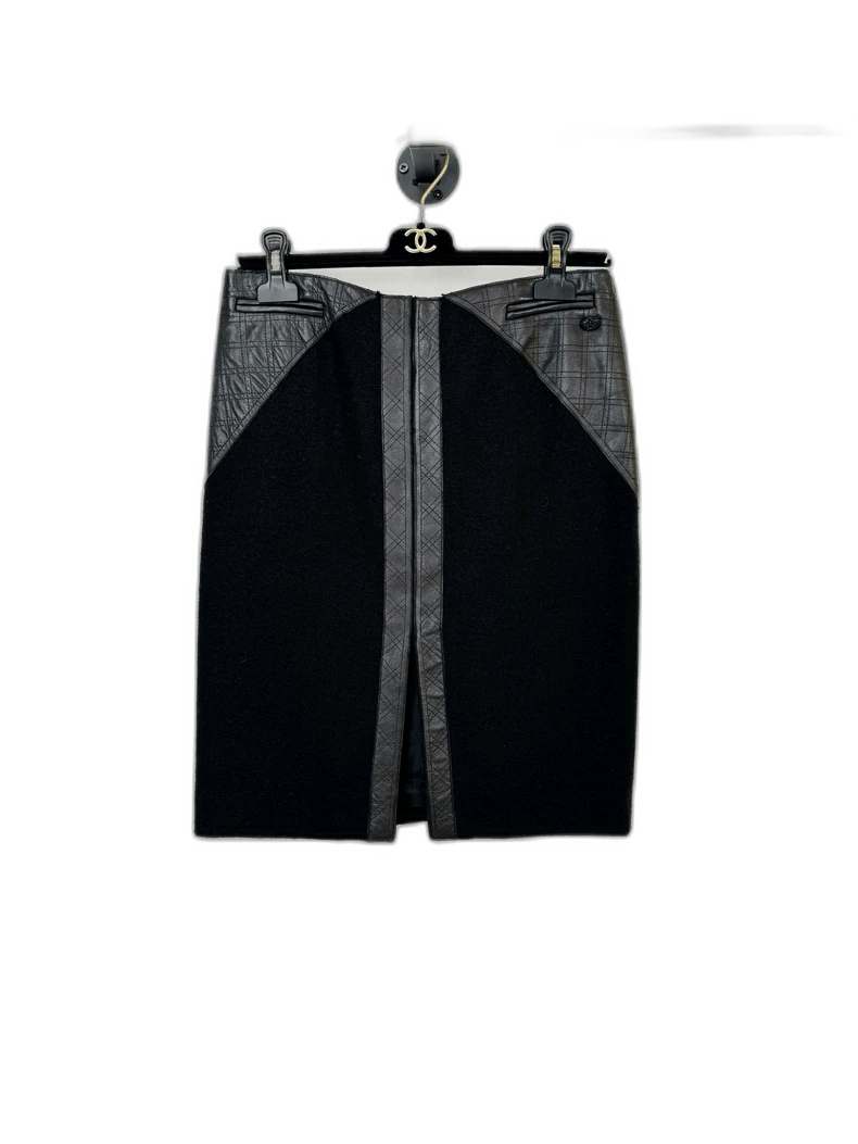 Chanel Black Skirt with Leather Details
