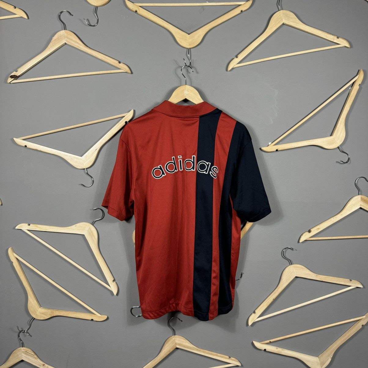 Adidas × Vintage Vintage Adidas 2002 Blokcore Soccer Jersey Size US L / EU 52-54 / 3 - 1 Thumbnail