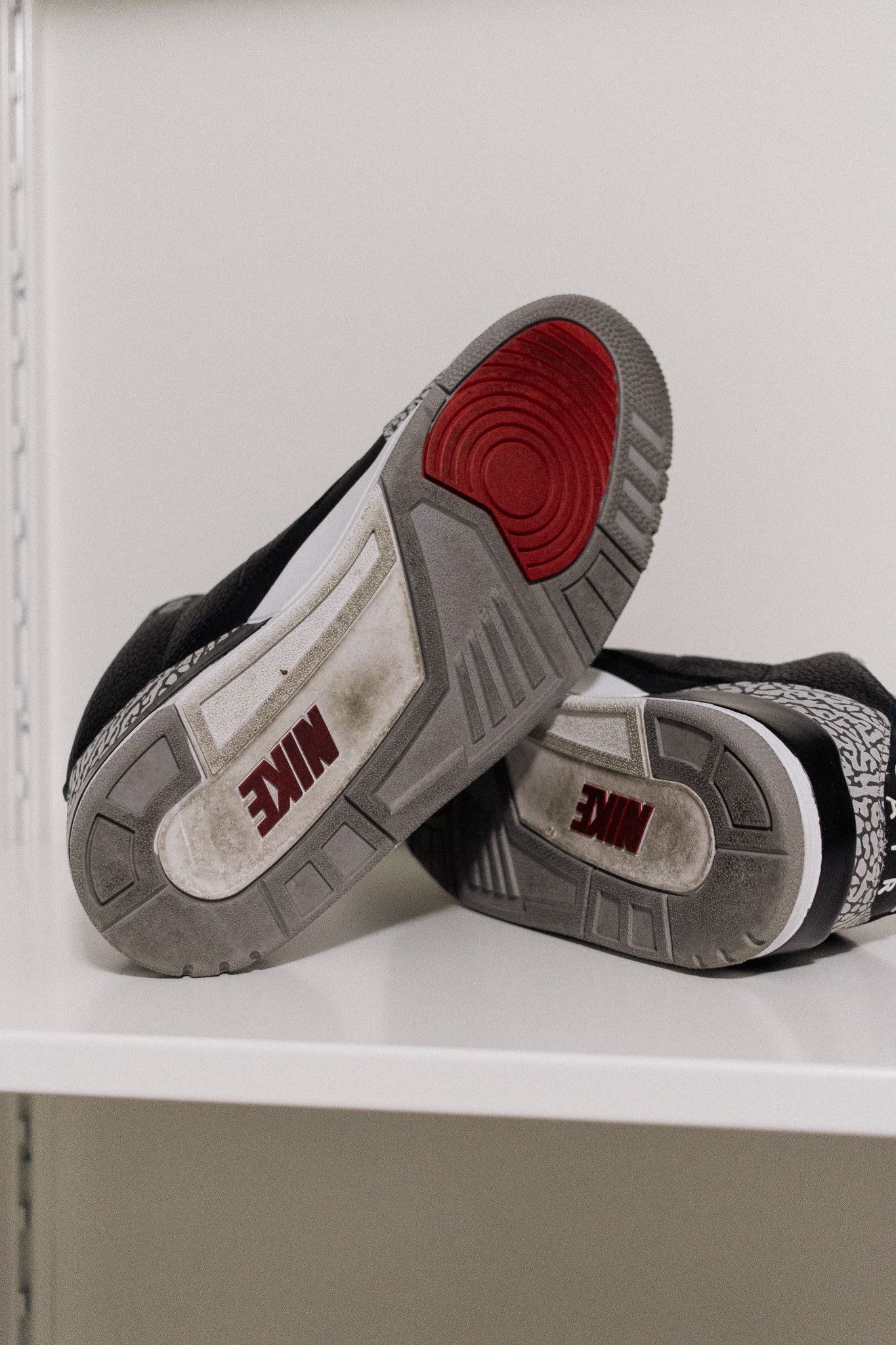 Nike Jordan 3 Black Cement Size US 12 / EU 45 - 6 Thumbnail