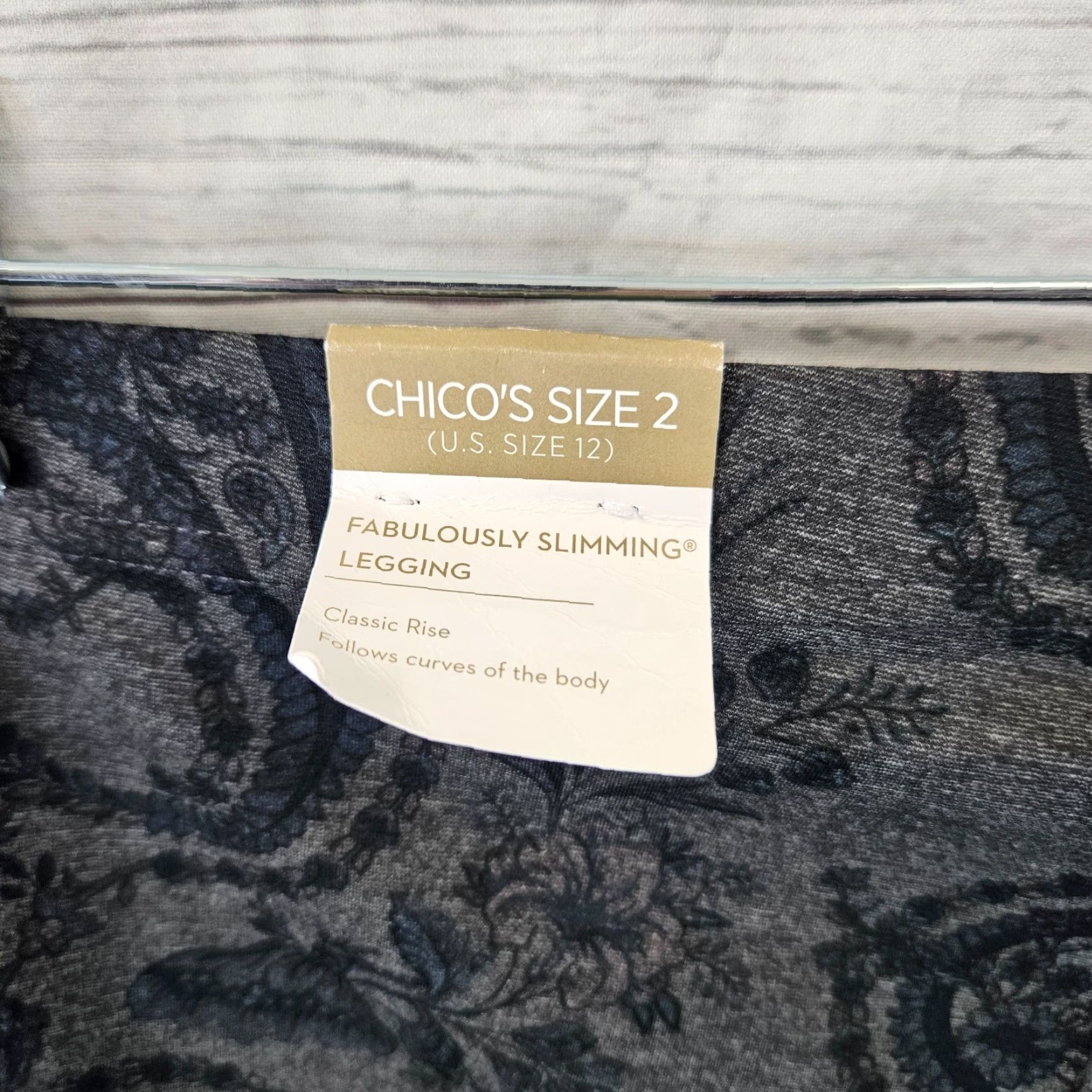 Vintage Chico's Womens Fabulously Slimming Leggings Sz 12 Gray Blue Paisley Pull On Ankle Size 34" / US 12 / IT 48 - 8 Thumbnail