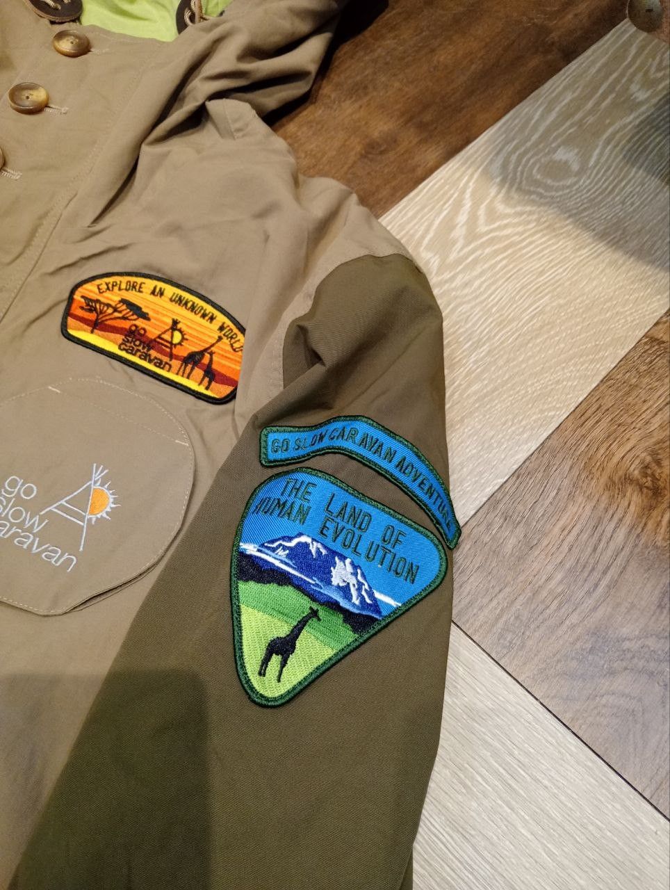 go slow caravan GO SLOW CARAVAN BREATHABLE PATCH MOUNTAIN PARKA JACKET Size US XL / EU 56 / 4 - 11 Thumbnail