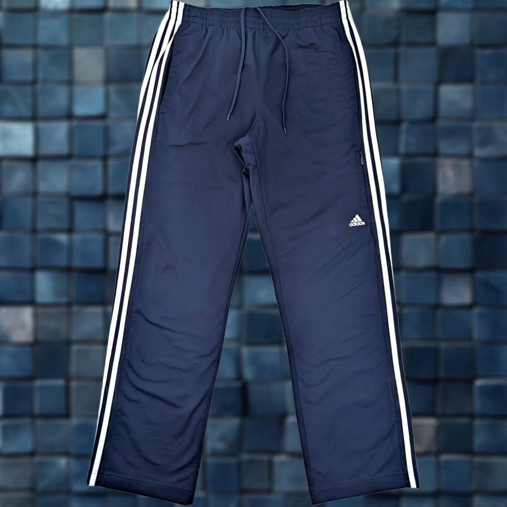 Adidas Adidas Weekender Sweatpants Men L Navy Blue 3-Stripe on Legs Pockets Elastic Waist Regular Size 30x31 Comfort Drape Casual Activewear Sweatpants Size US 33 - 1 Thumbnail