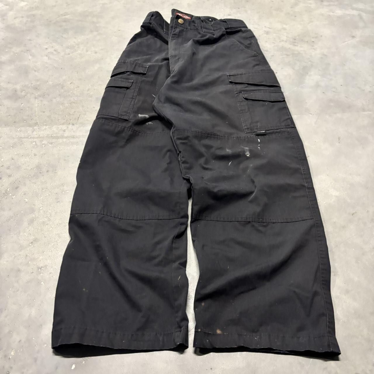 Japanese Brand × Vintage Crazy Vintage Y2K/2000s Baggy Black Streetwear Workwear Skater Cargo Pants! Size US 34 / EU 50 - 3 Thumbnail
