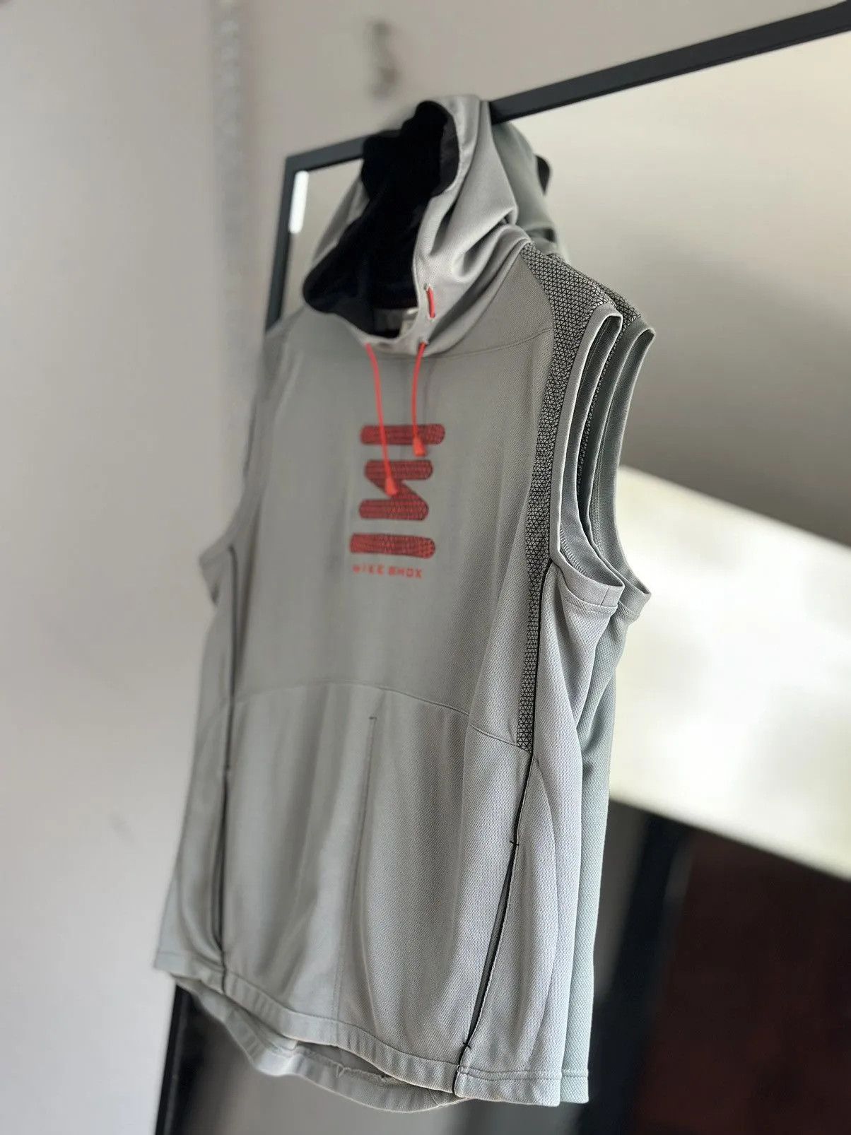 Nike Vintage Nike Shox T-shirt Gray Oakley style West shoppers Size US L / EU 52-54 / 3 - 5 Thumbnail
