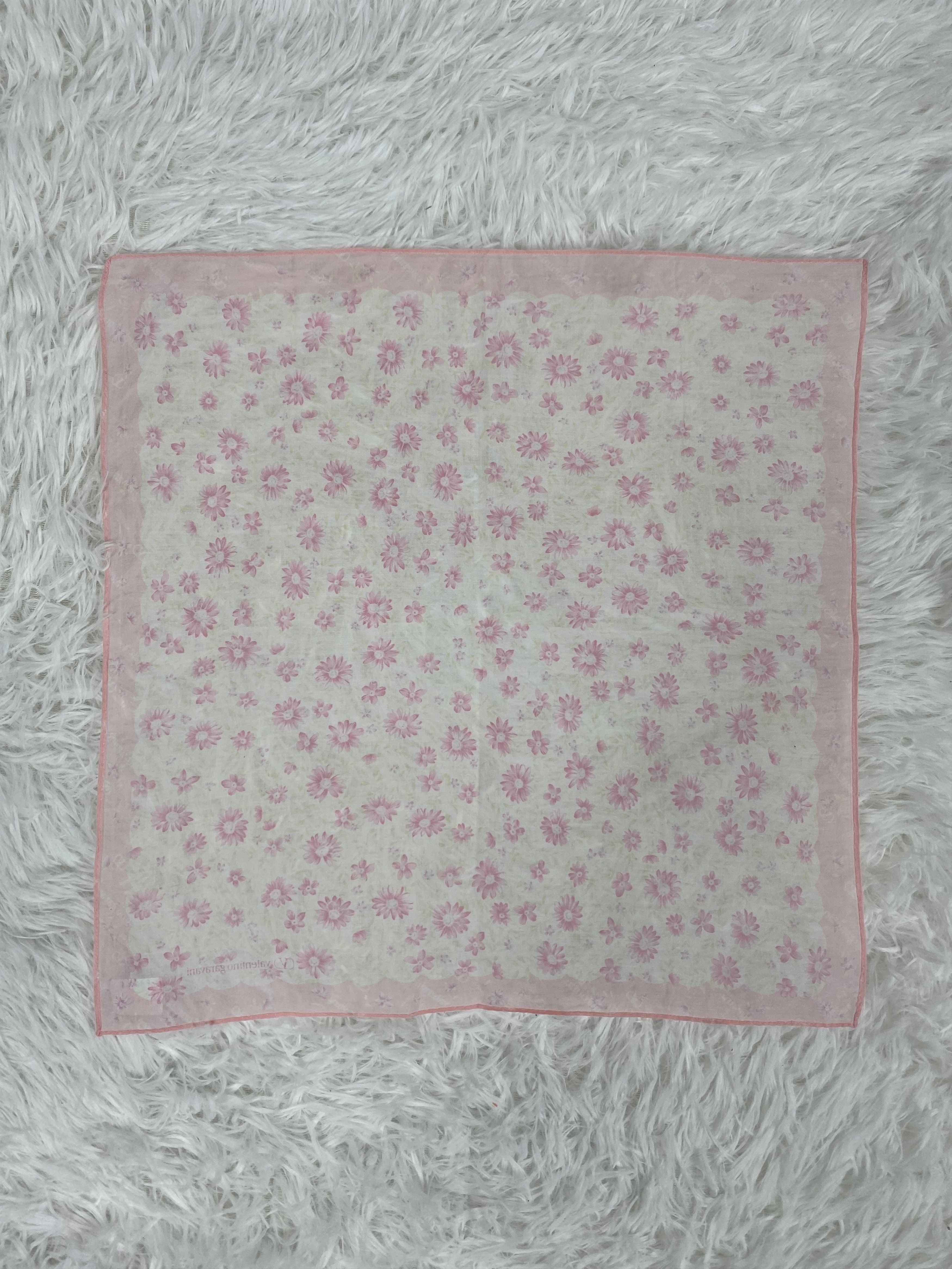 Vintage Vintage Valentino Garavani Handkerchief Neckerchief PH0968 Size ONE SIZE - 5 Thumbnail