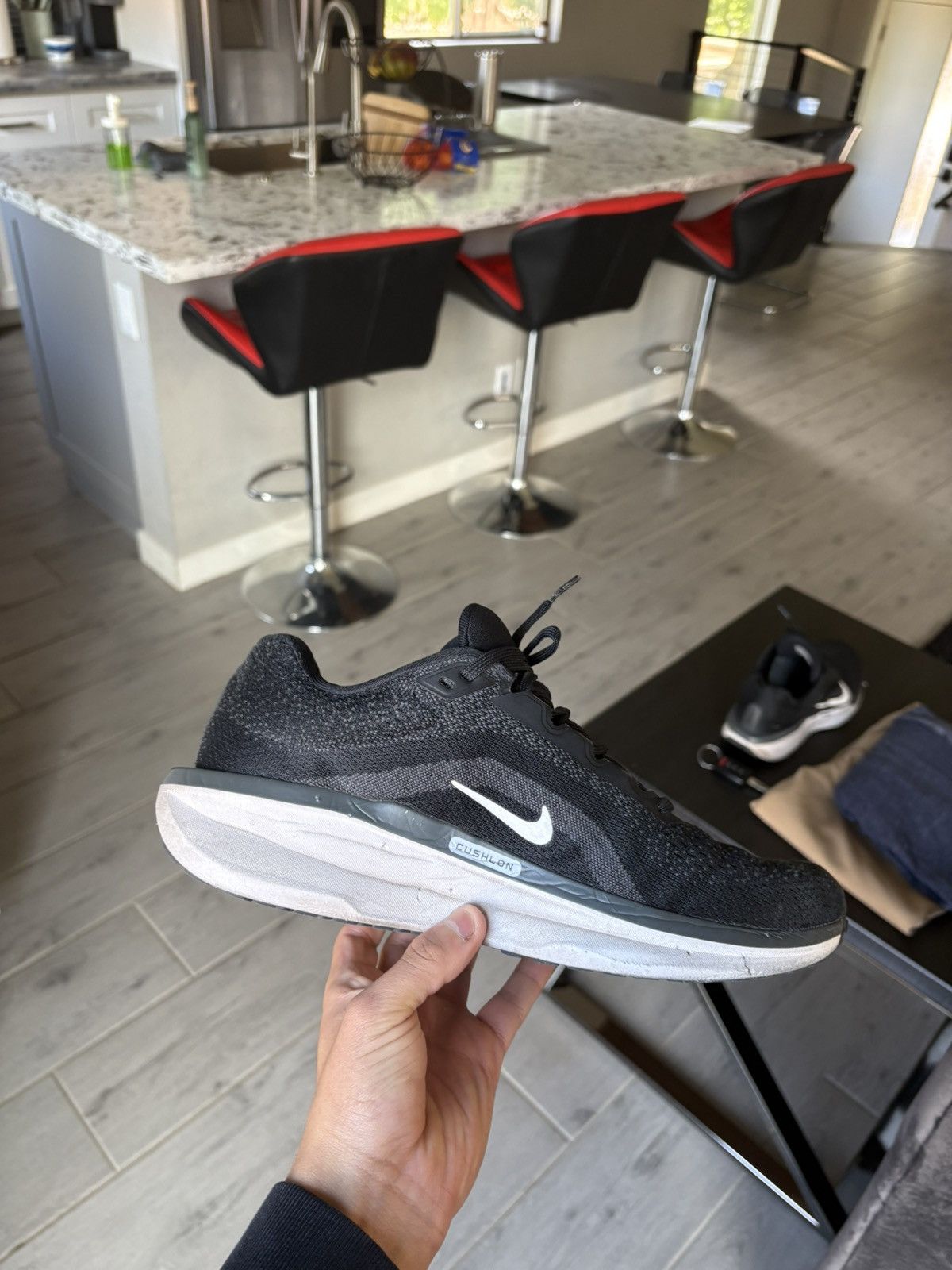 Nike NIKE WINFLO 11 RUNNING SHOES BLACK/WHITE M9.5 Size US 9.5 / EU 42-43 - 3 Thumbnail