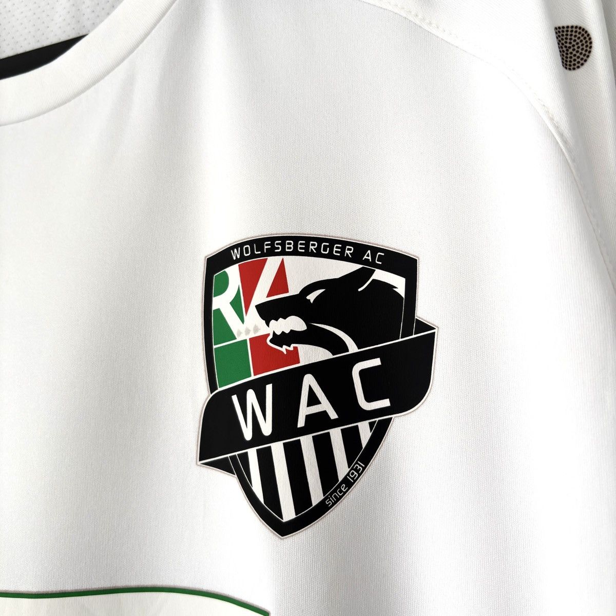 Other 2019 2020 Wolfsberger AC Austria Player Issue Soccer Jersey Size US L / EU 52-54 / 3 - 5 Thumbnail