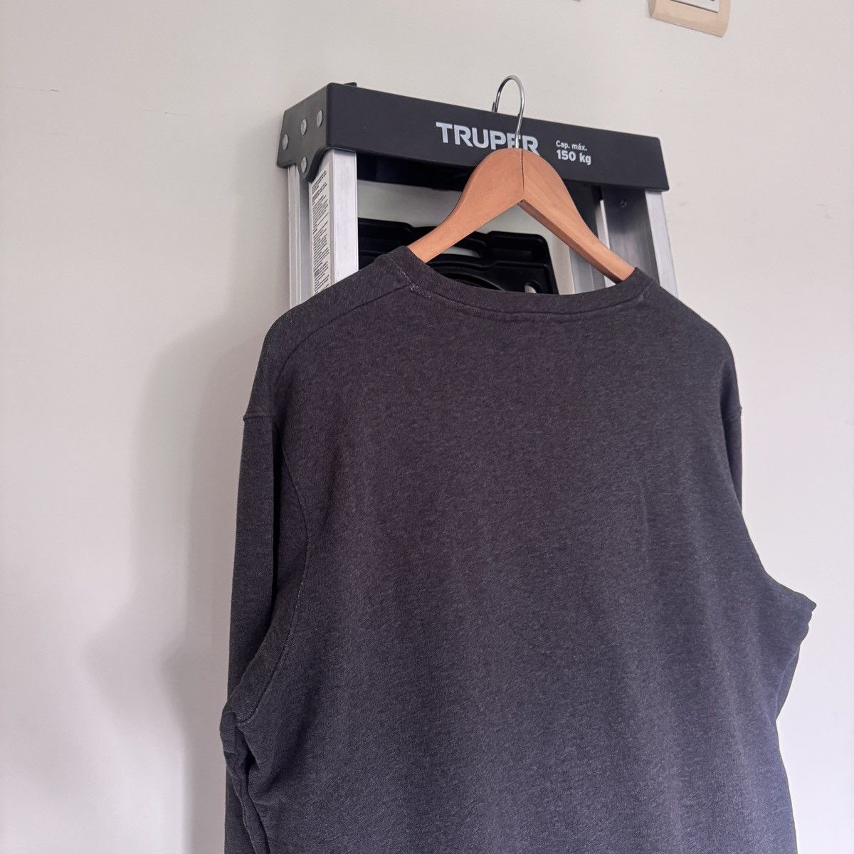 Acne Studios Acne Studios Gray Sweatshirt Size US S / EU 44-46 / 1 - 7 Thumbnail