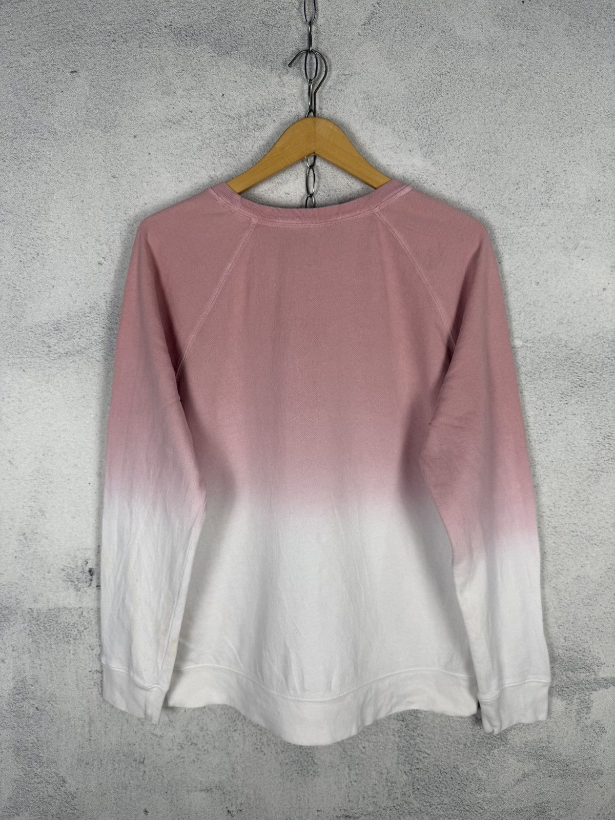 Old Navy Old Navy Pink White Gradient Sweatshirt Crewneck Size US L / EU 52-54 / 3 - 2 Thumbnail