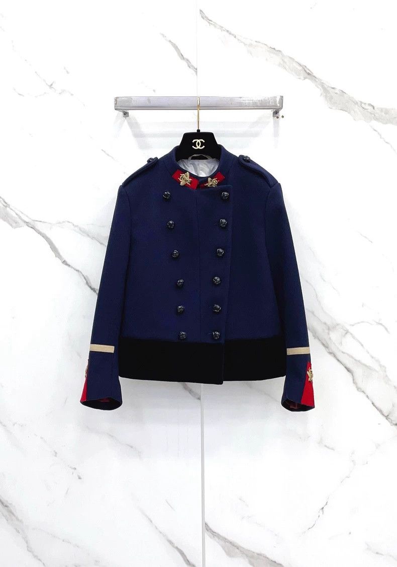 Gucci Gucci Dark blue court style gold bee armband collar black c Size US M / EU 48-50 / 2 - 1 Thumbnail