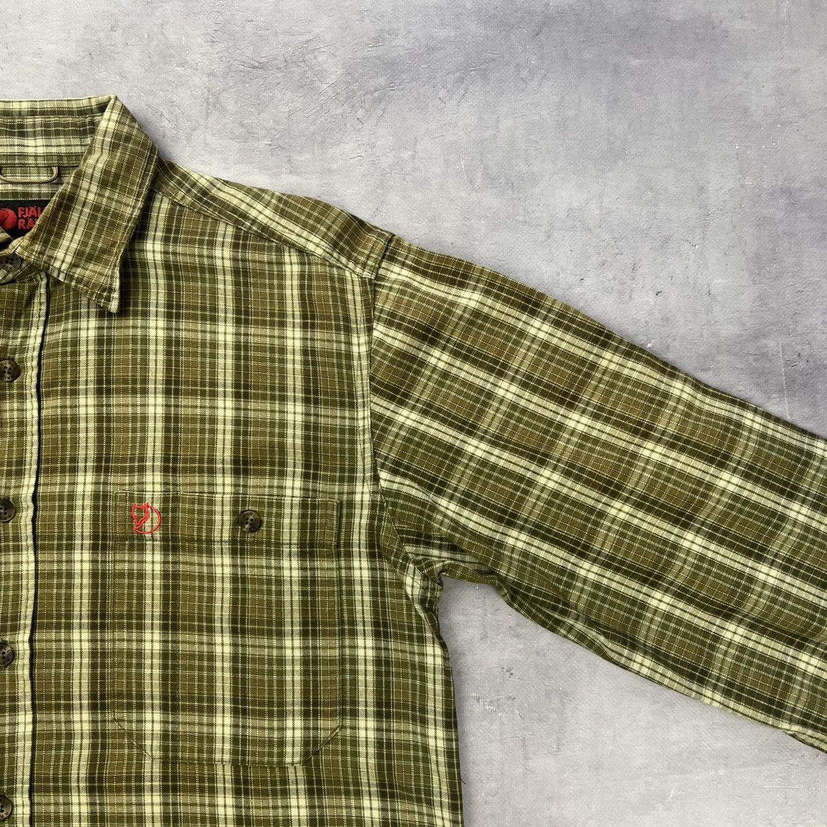 Fjallraven Rare! Fjallraven Checkered Shirt Outdoor Flannel Size US M / EU 48-50 / 2 - 11 Thumbnail