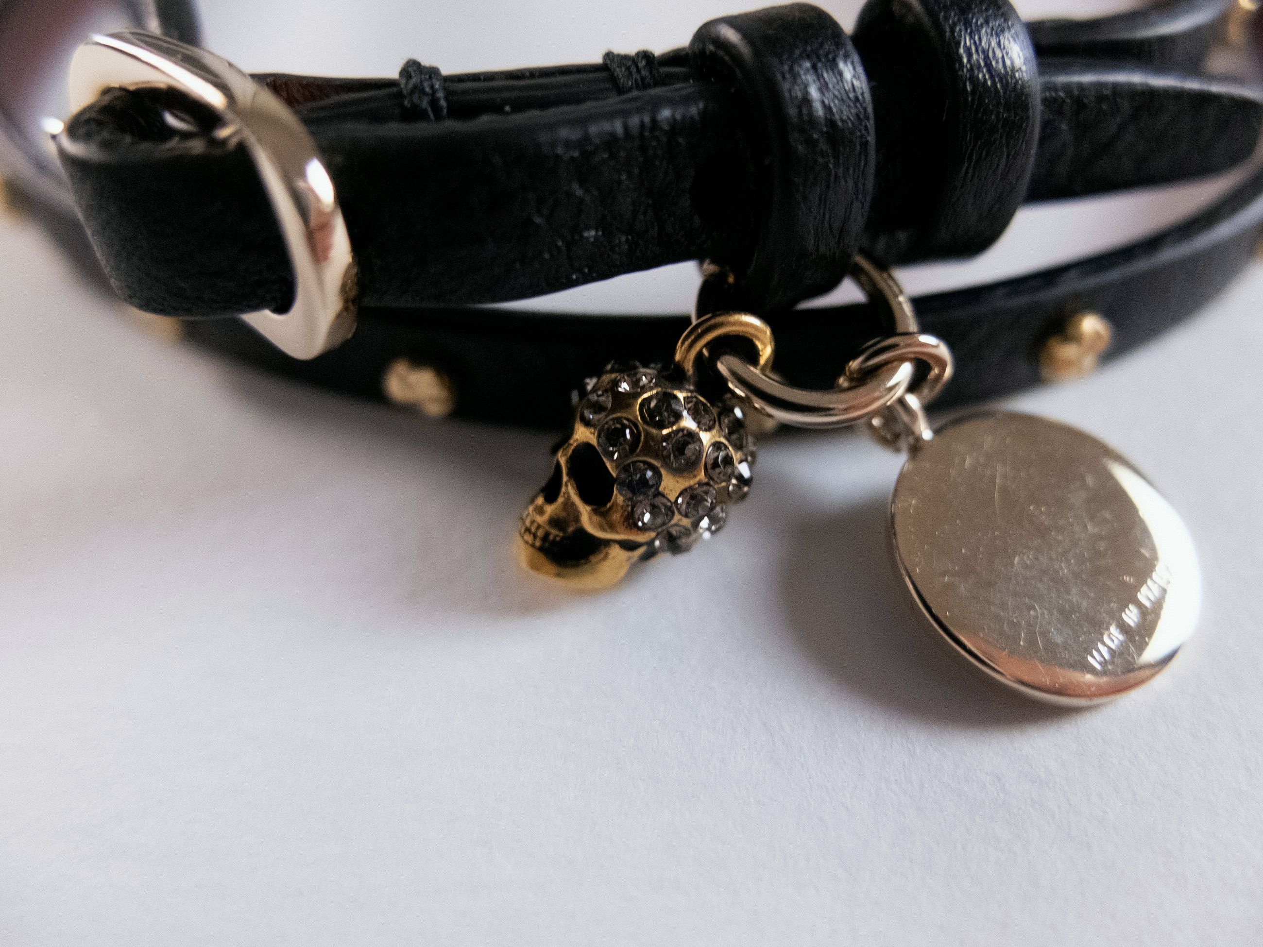 Alexander McQueen ALEXANDER MCQUEEN black 3x wrap studded leather bracelet q Size ONE SIZE - 5 Thumbnail